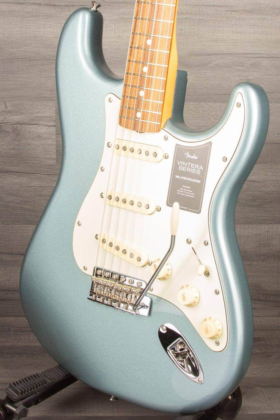 Used - Fender Vintera '60s Stratocaster Ice Blue Metallic