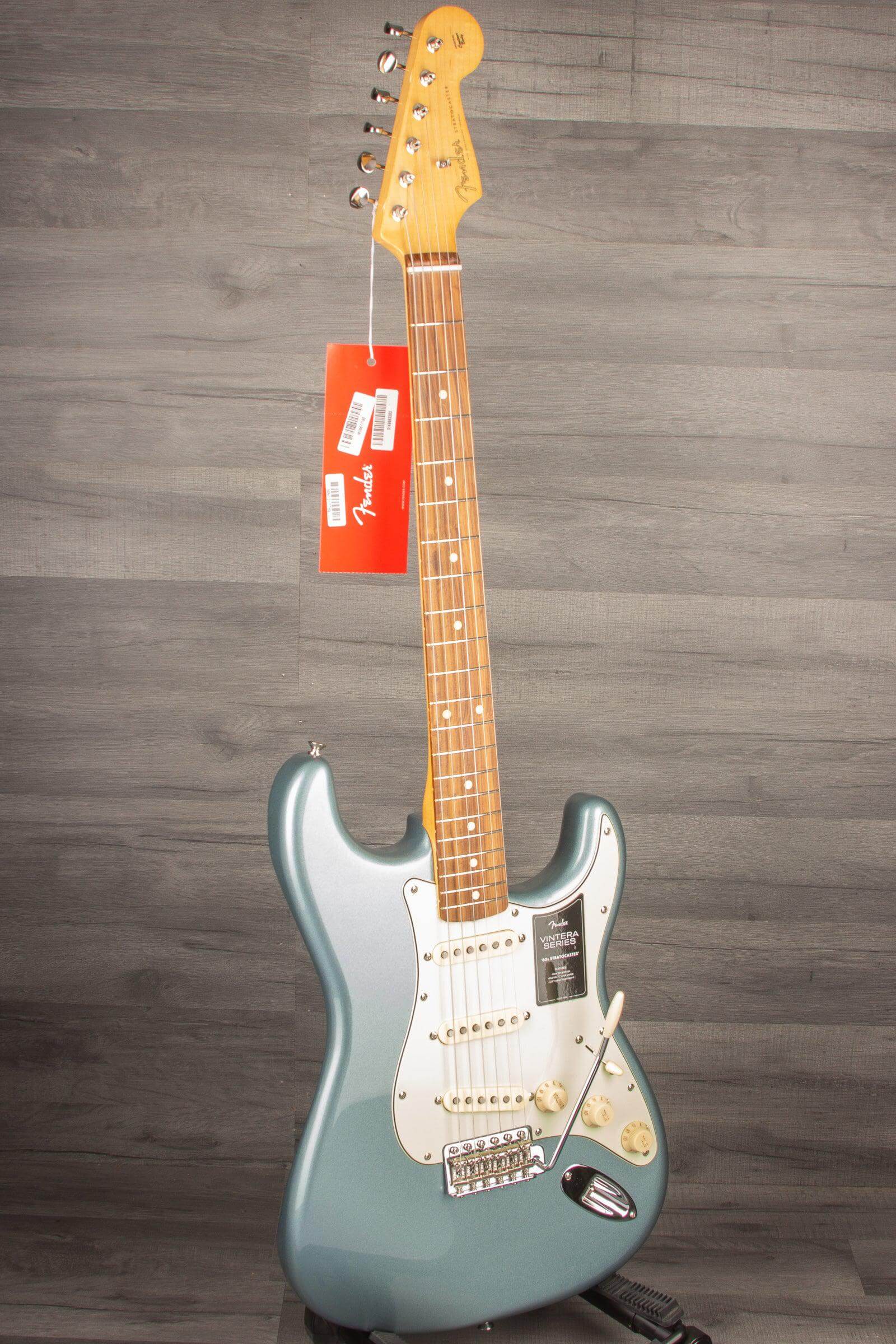 Fender Vintera '60s Stratocaster Ice Blue Metallic