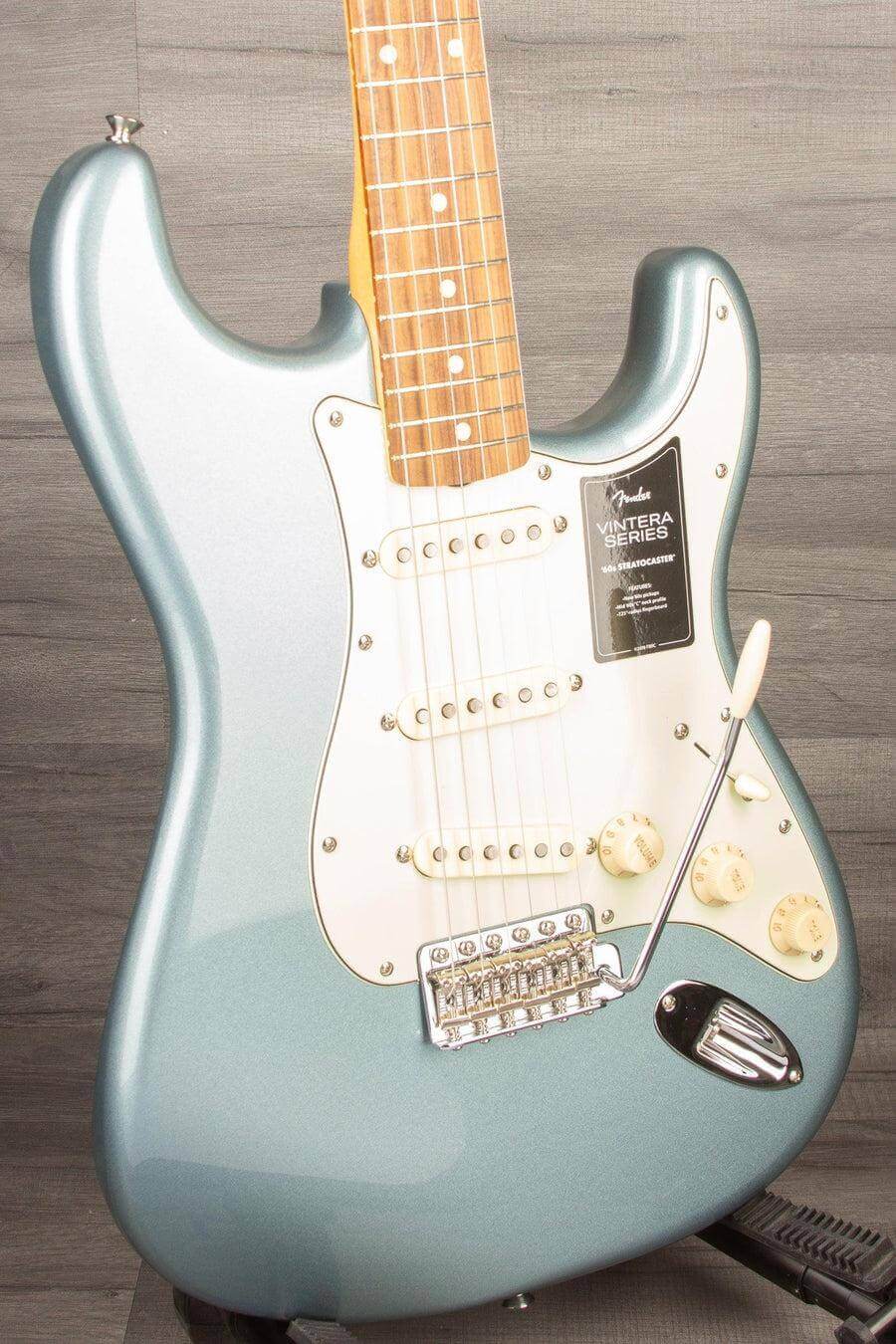 Used - Fender Vintera '60s Stratocaster Ice Blue Metallic