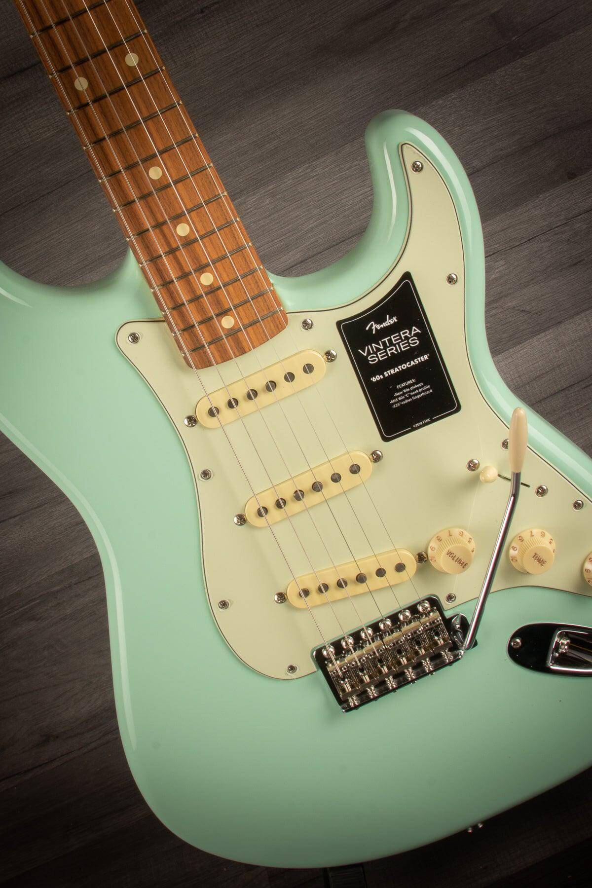 Fender Vintera '60s Stratocaster Surf Green - MusicStreet