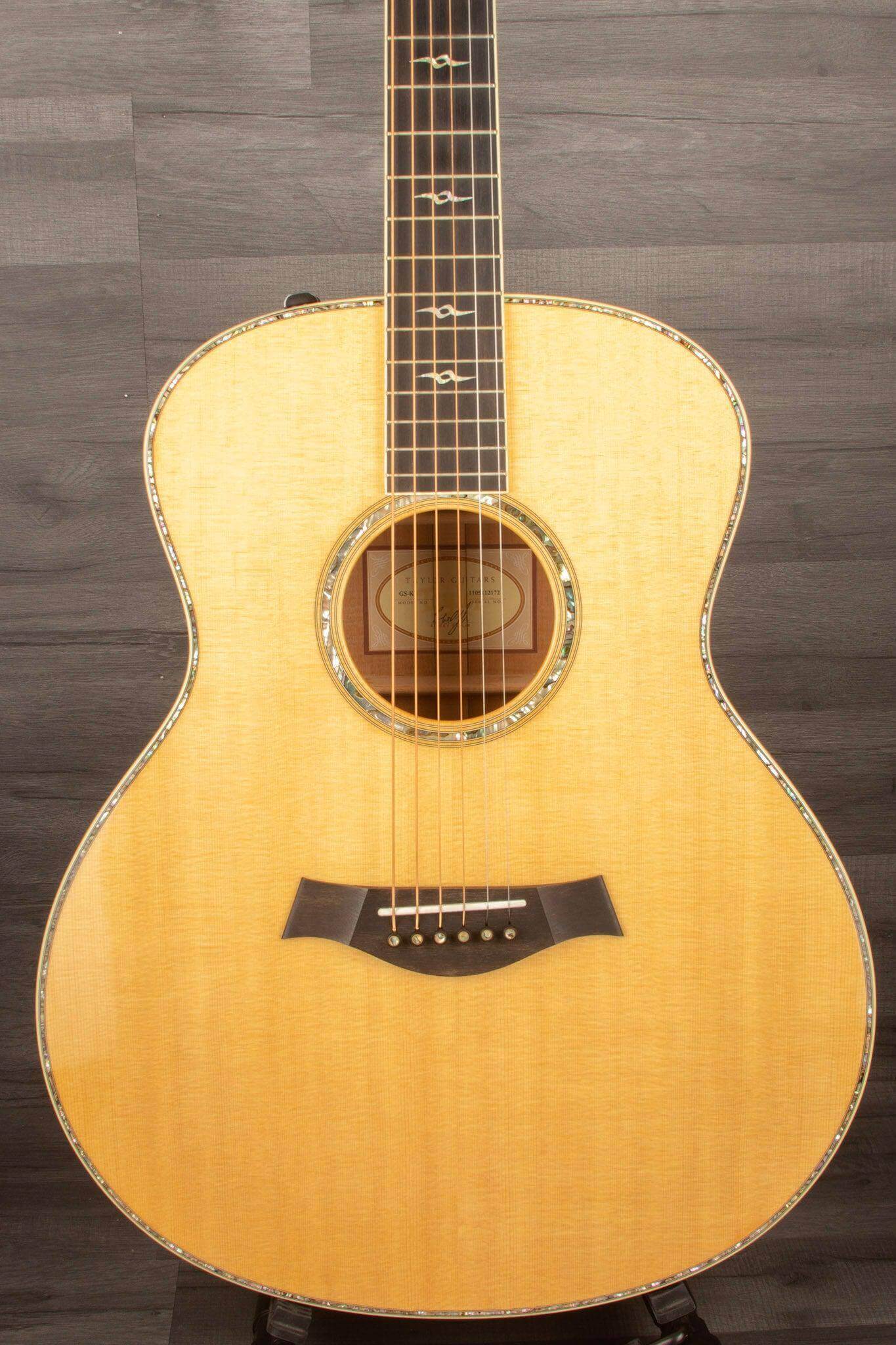USED - 2012 Taylor GSK-E inc Hard Case