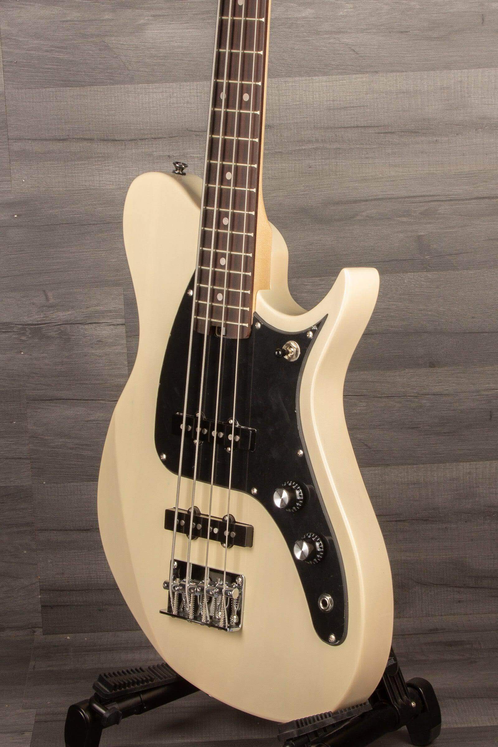 Aria Jet Bass Vintage White - MusicStreet