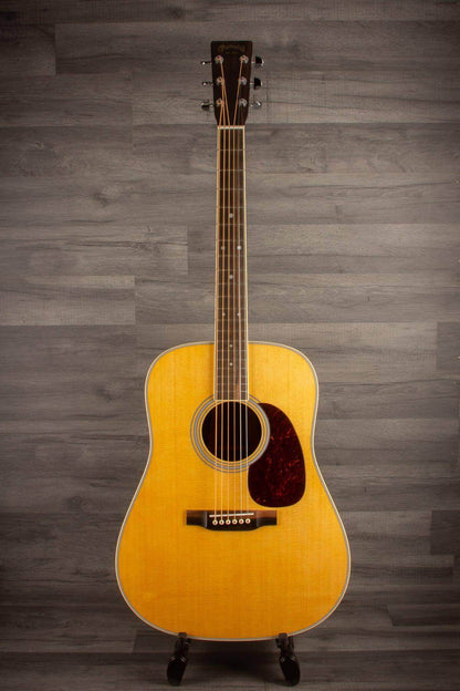 Martin D-35 Acoustic guitar