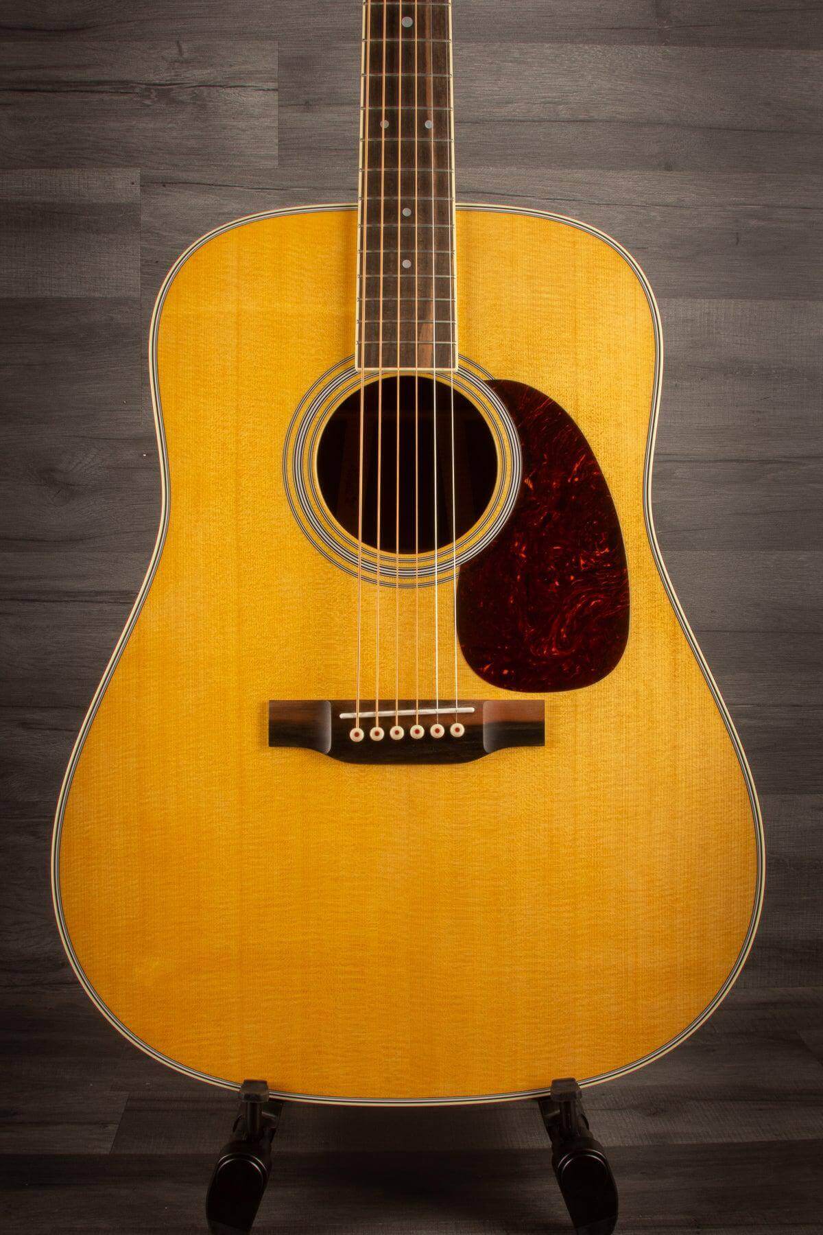 Martin D-35 Acoustic guitar