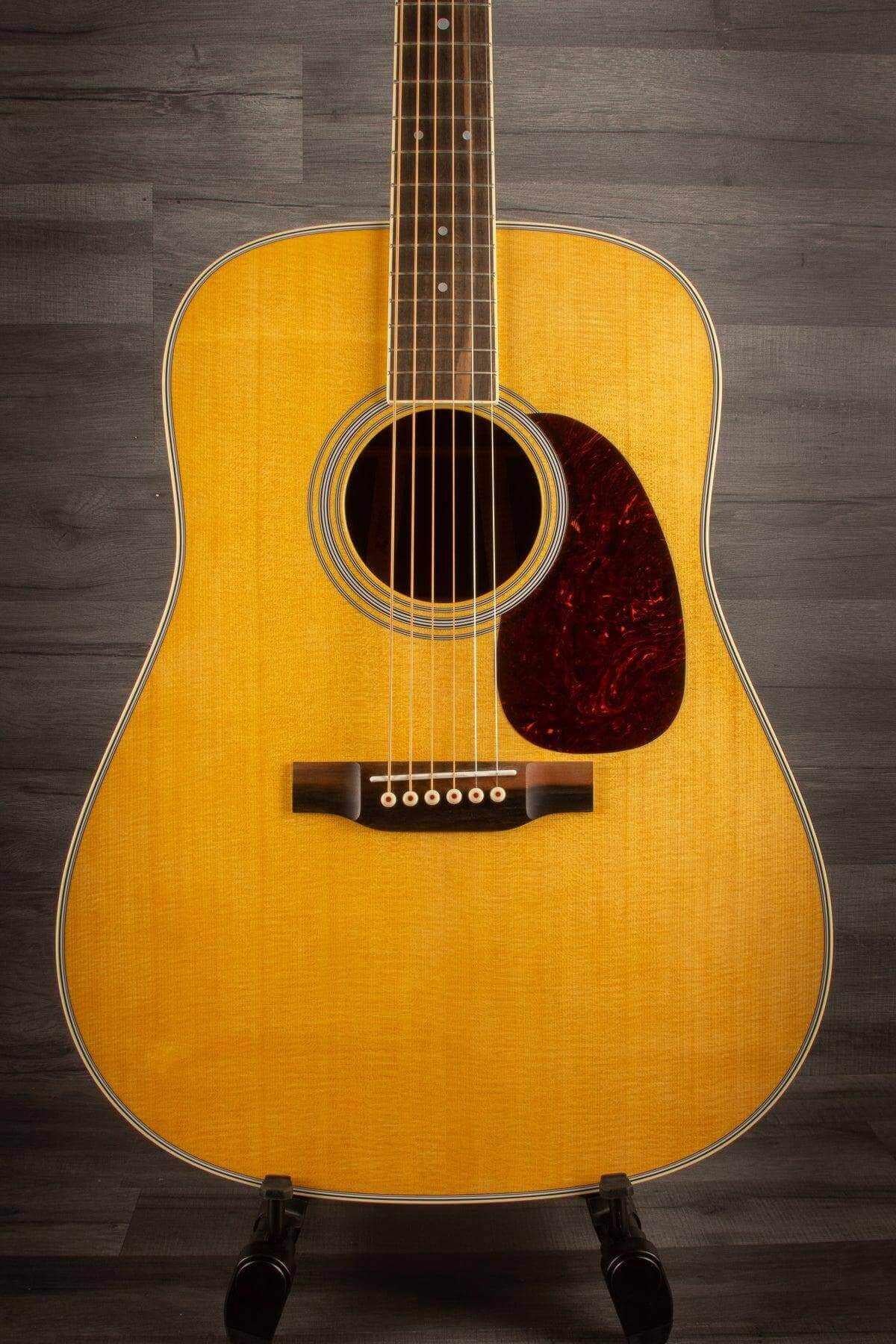 Martin D-35 Acoustic guitar