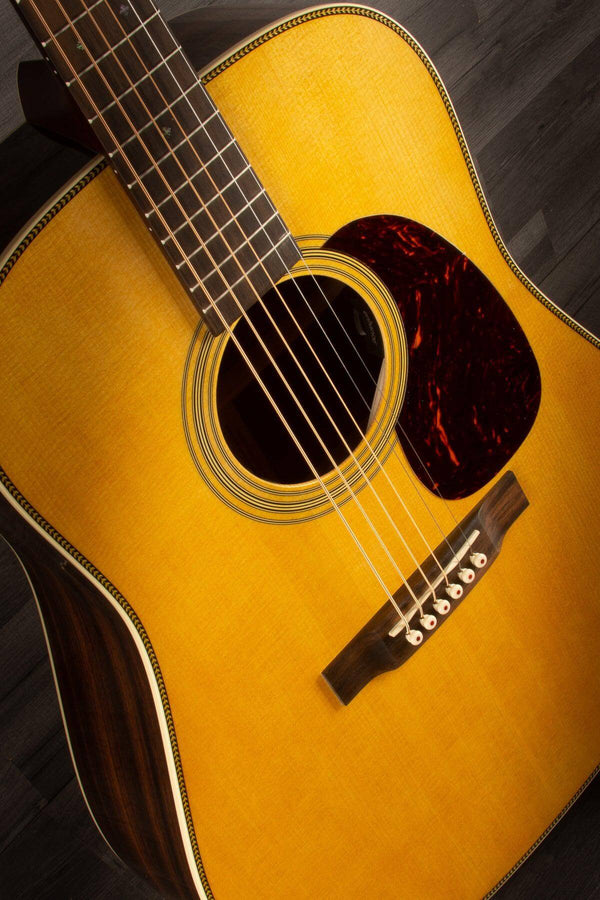 Martin HD-28 Acoustic guitar - Musicstreet