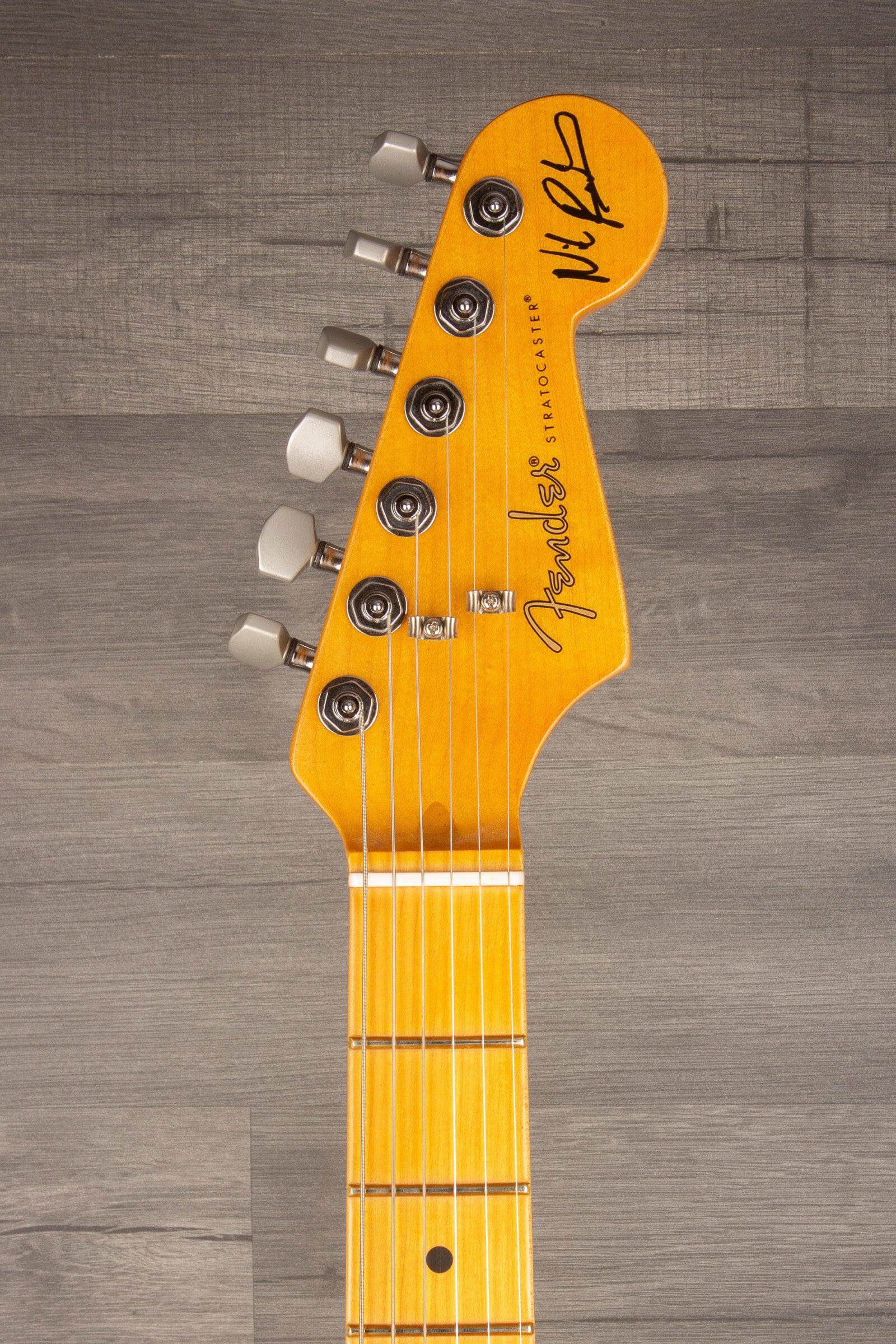 Fender Nile Rodgers Hitmaker Stratocaster® Electric Guitar, Maple Fingerboard - Olympic White