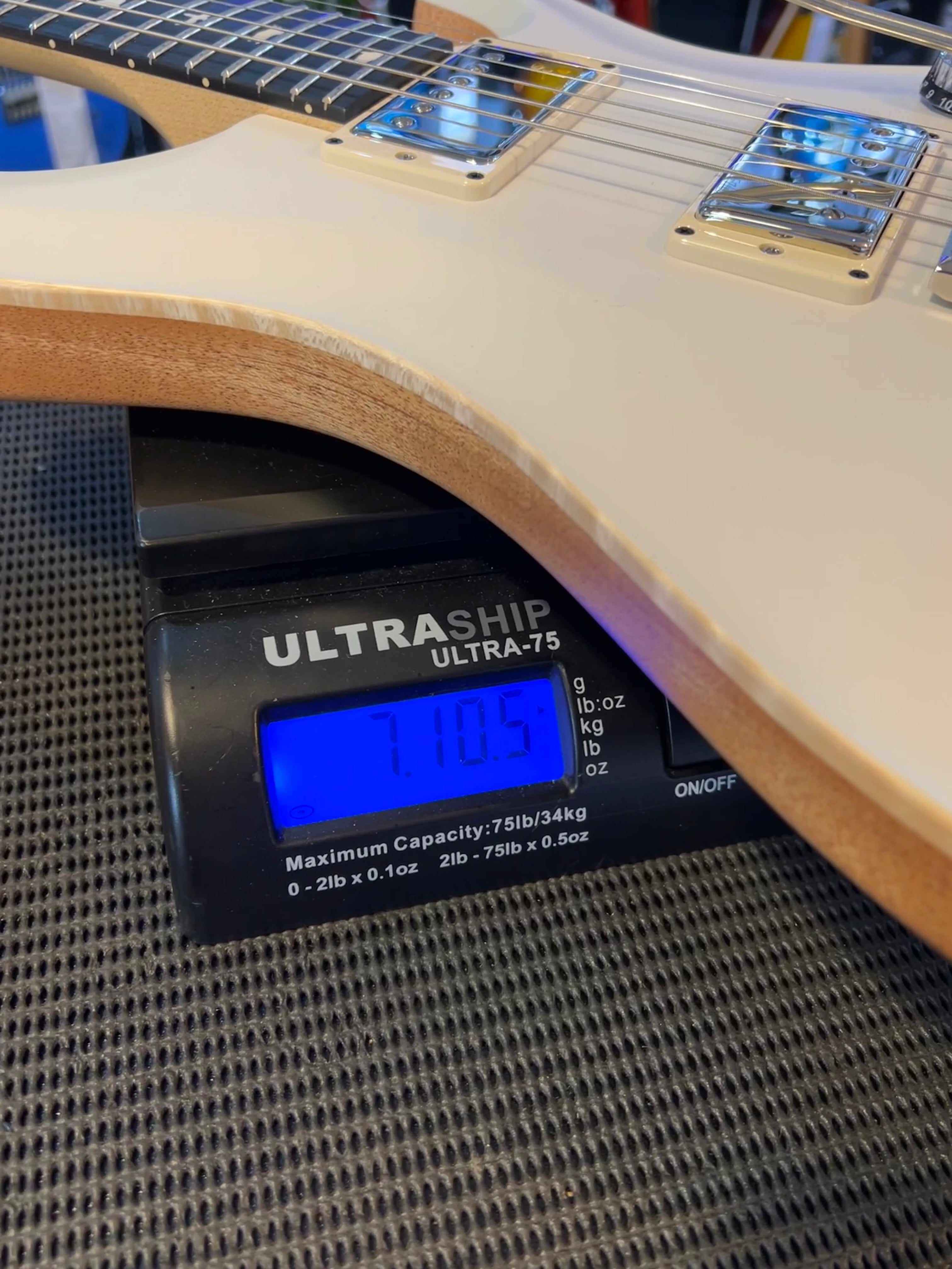 PRS CE24 White (satin) s#0360163