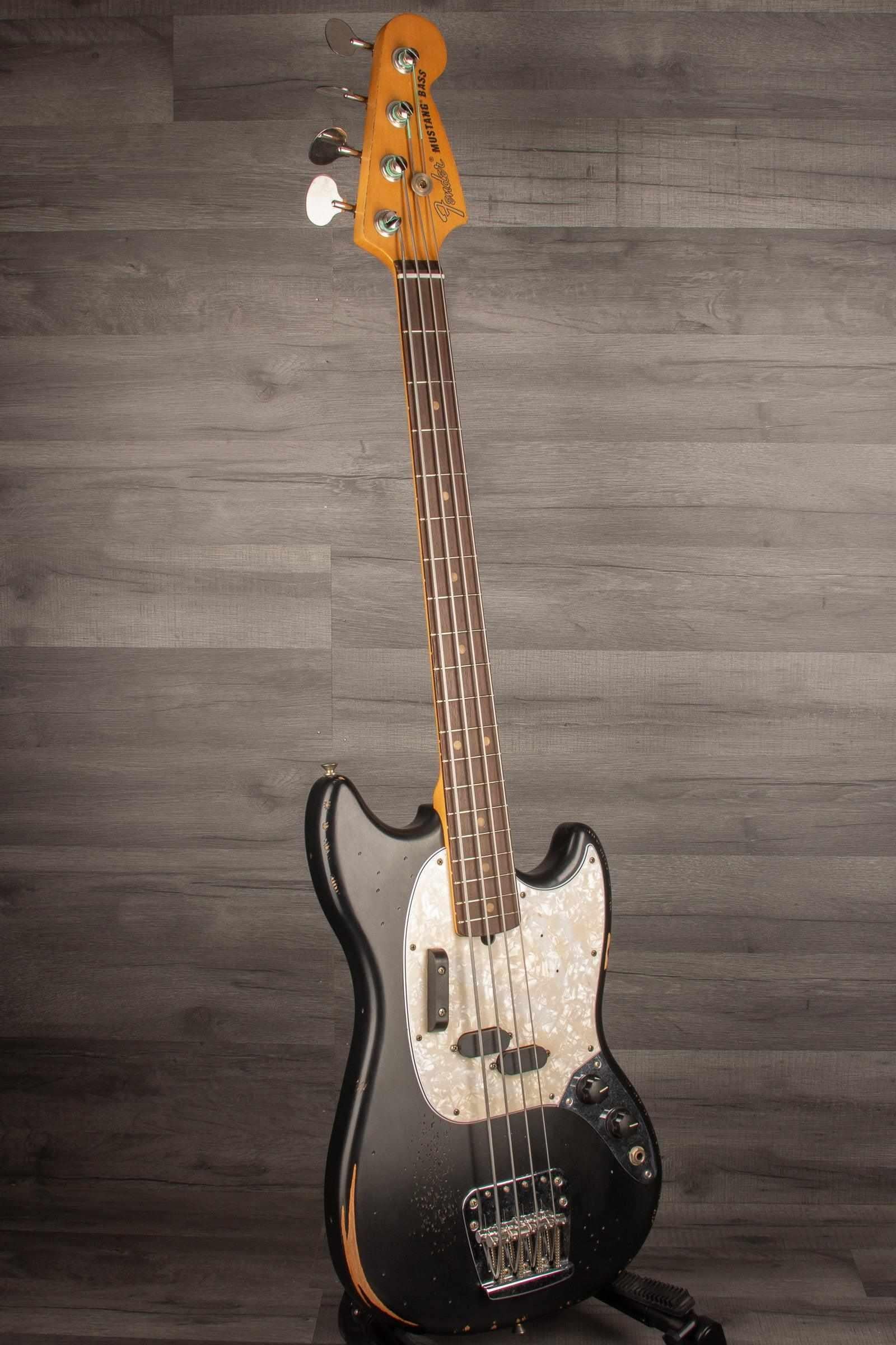 Fender JMJ Signature Roadworn Mustang Bass Guitar - Black