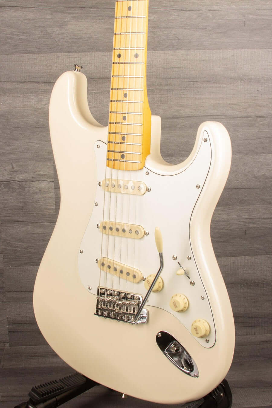 Fender JV Modified '60s Stratocaster®, Maple neck, Olympic White - MusicStreet