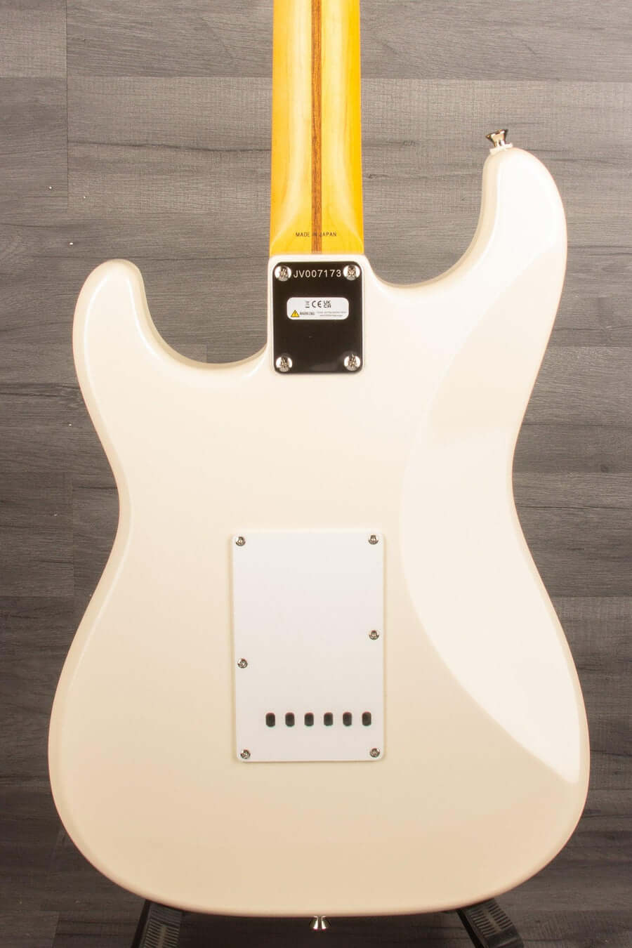 Fender JV Modified '60s Stratocaster®, Maple neck, Olympic White