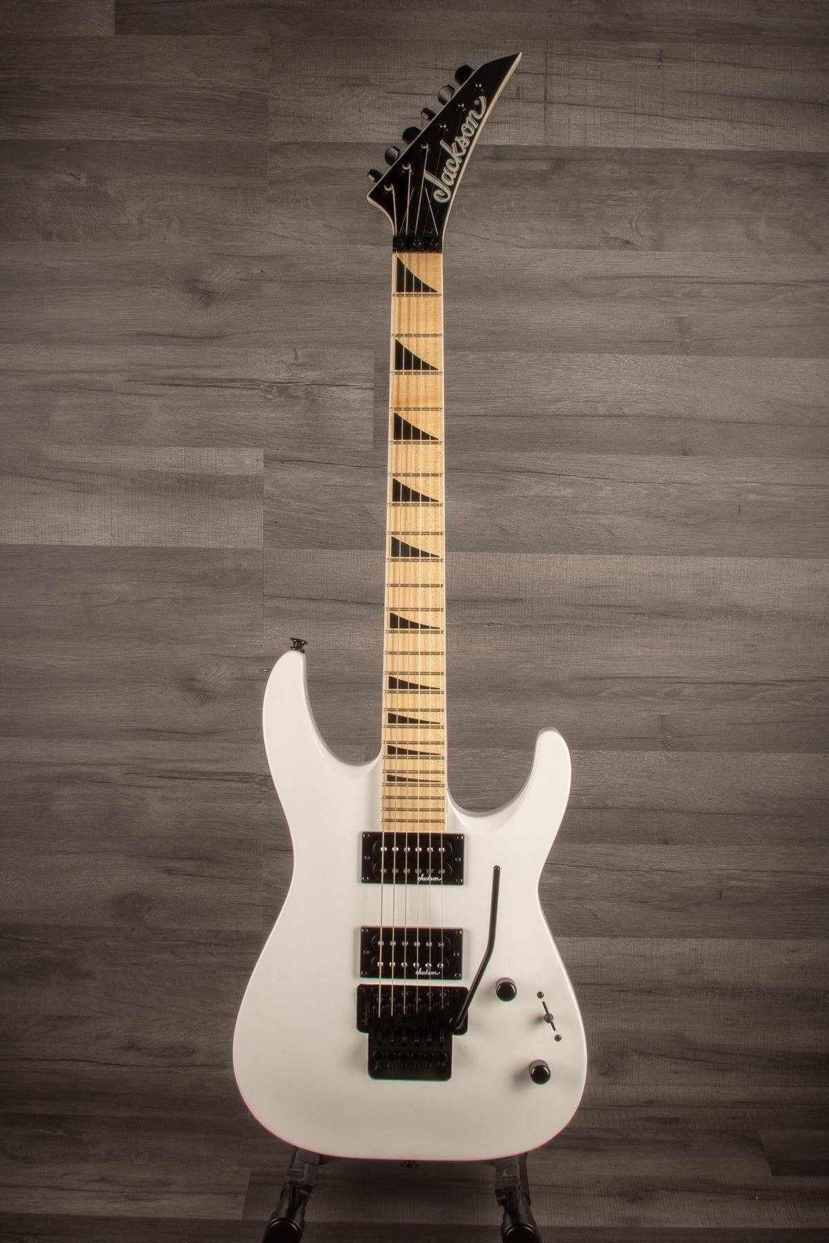 Jackson JS Series Dinky™ Arch Top JS32 DKAM Electric Guitar, Maple Fingerboard - Snow White