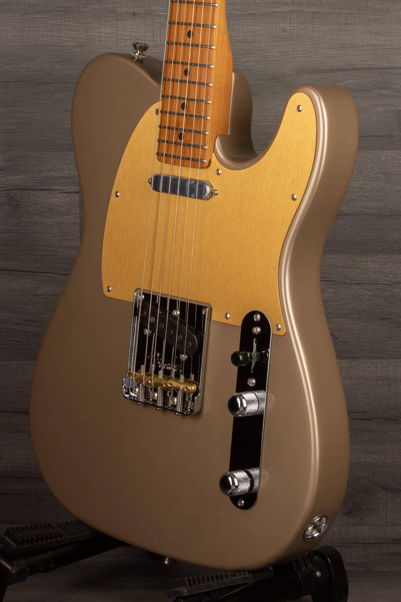 Fender Limited Edition American Professional II Telecaster® Electric Guitar, Roasted Maple Fingerboard - Shoreline Gold