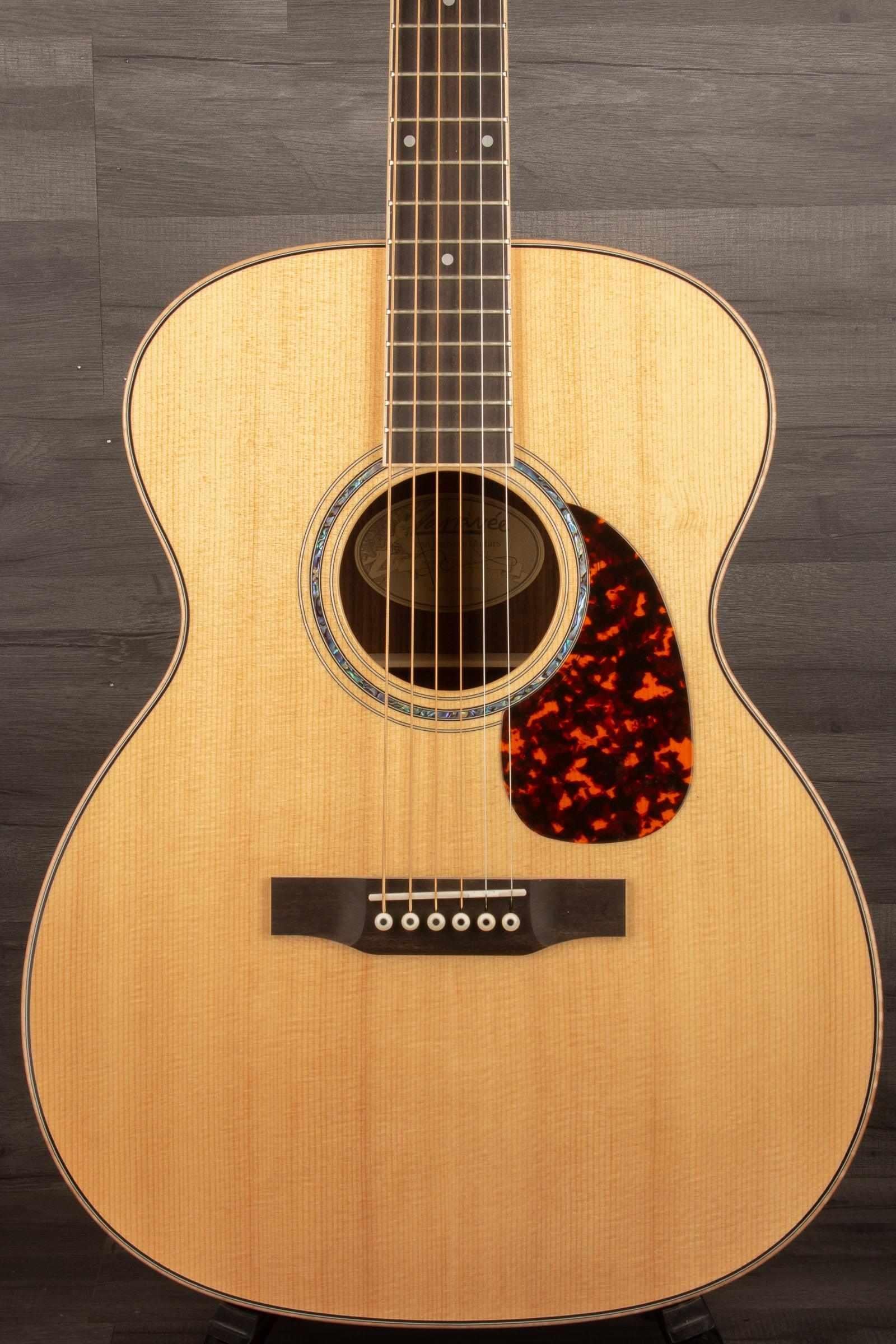 Larrivee OM-09 Rosewood Acoustic Guitar, Natural