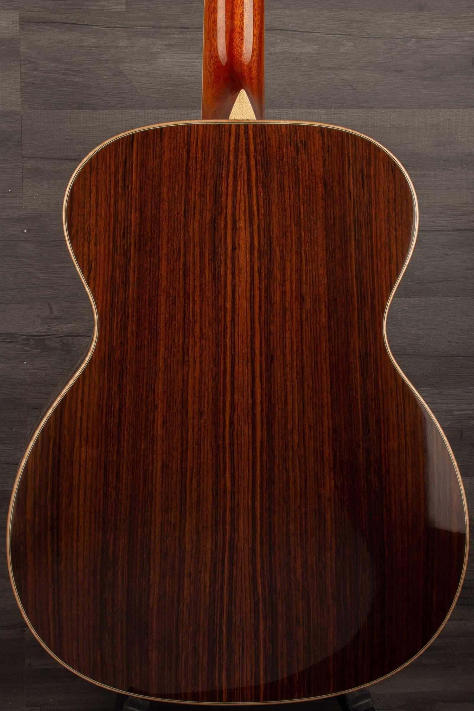 Larrivee OM-09 Rosewood Acoustic Guitar, Natural