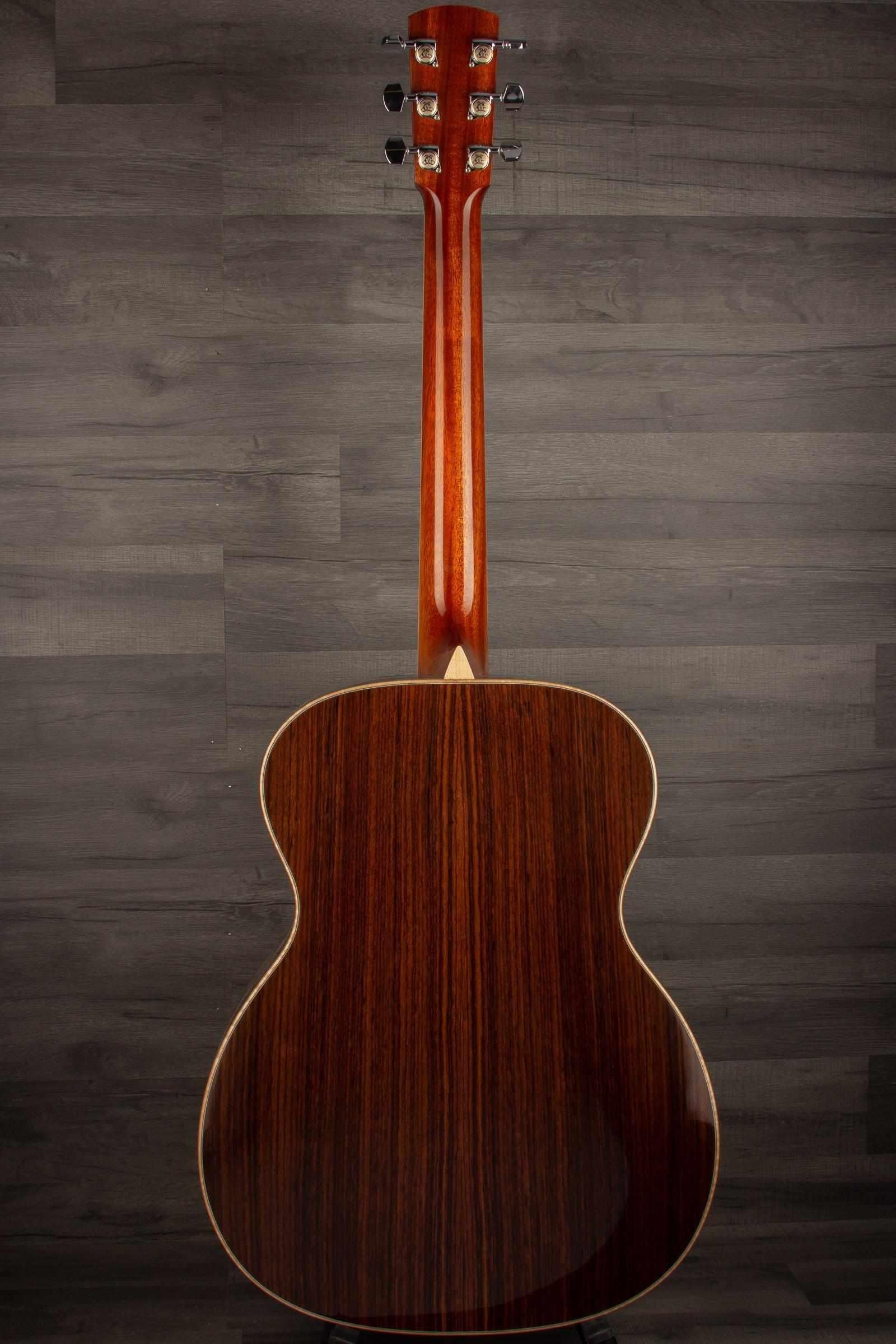 Larrivee OM-09 Rosewood Acoustic Guitar, Natural