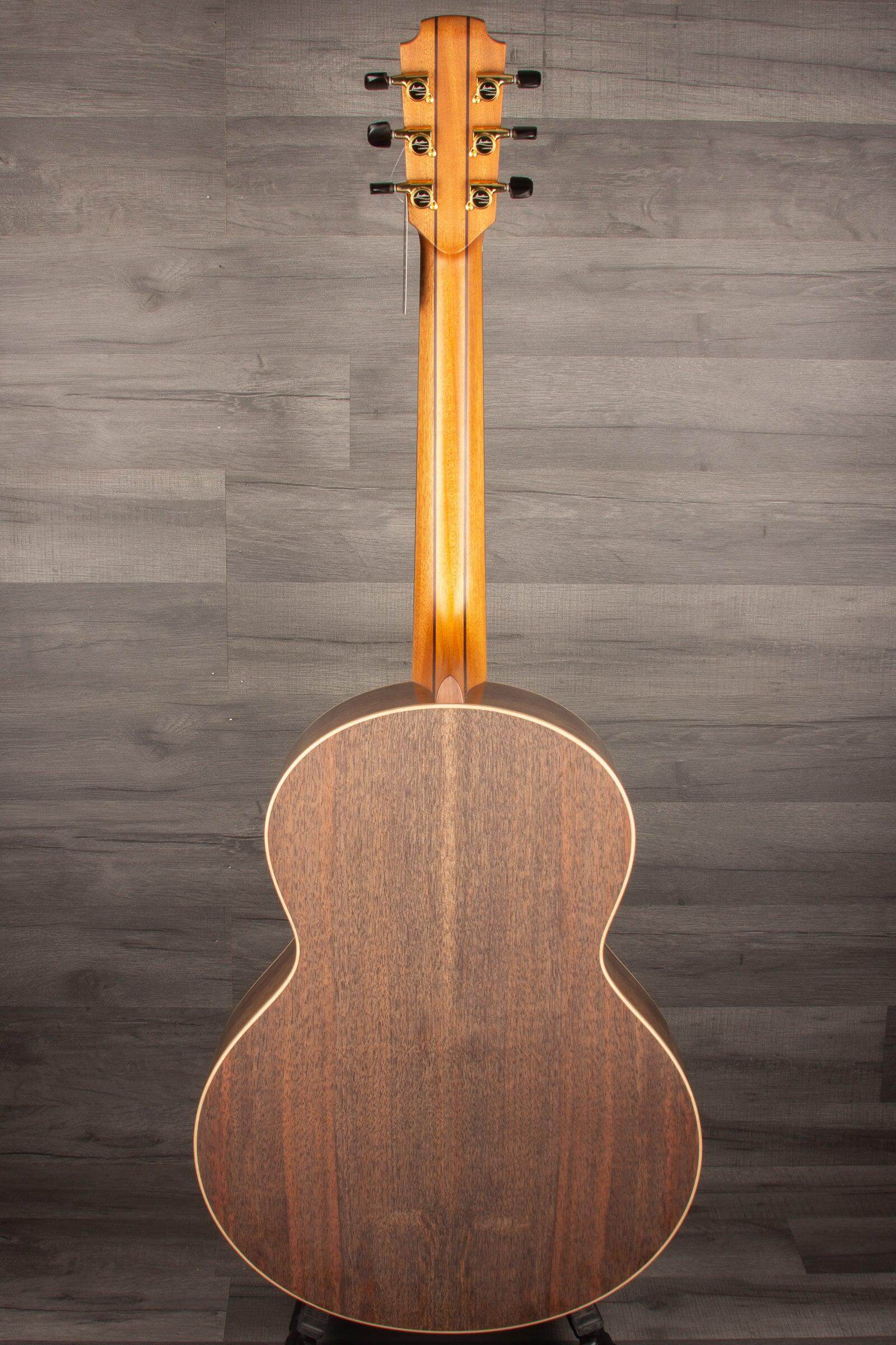 Lowden  S-23 12 Fret - MusicStreet