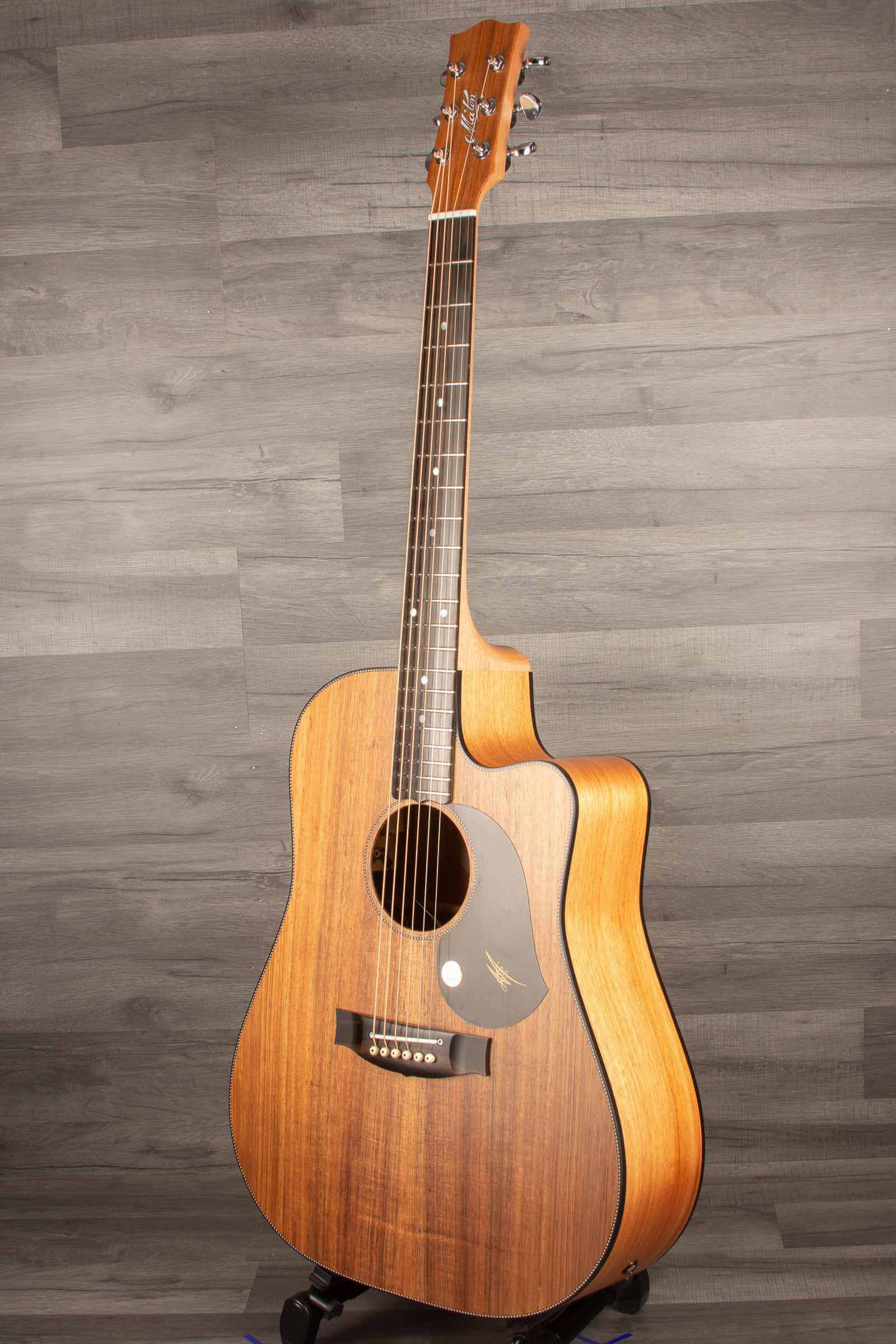 Maton EBW70C Blackwood - MusicStreet