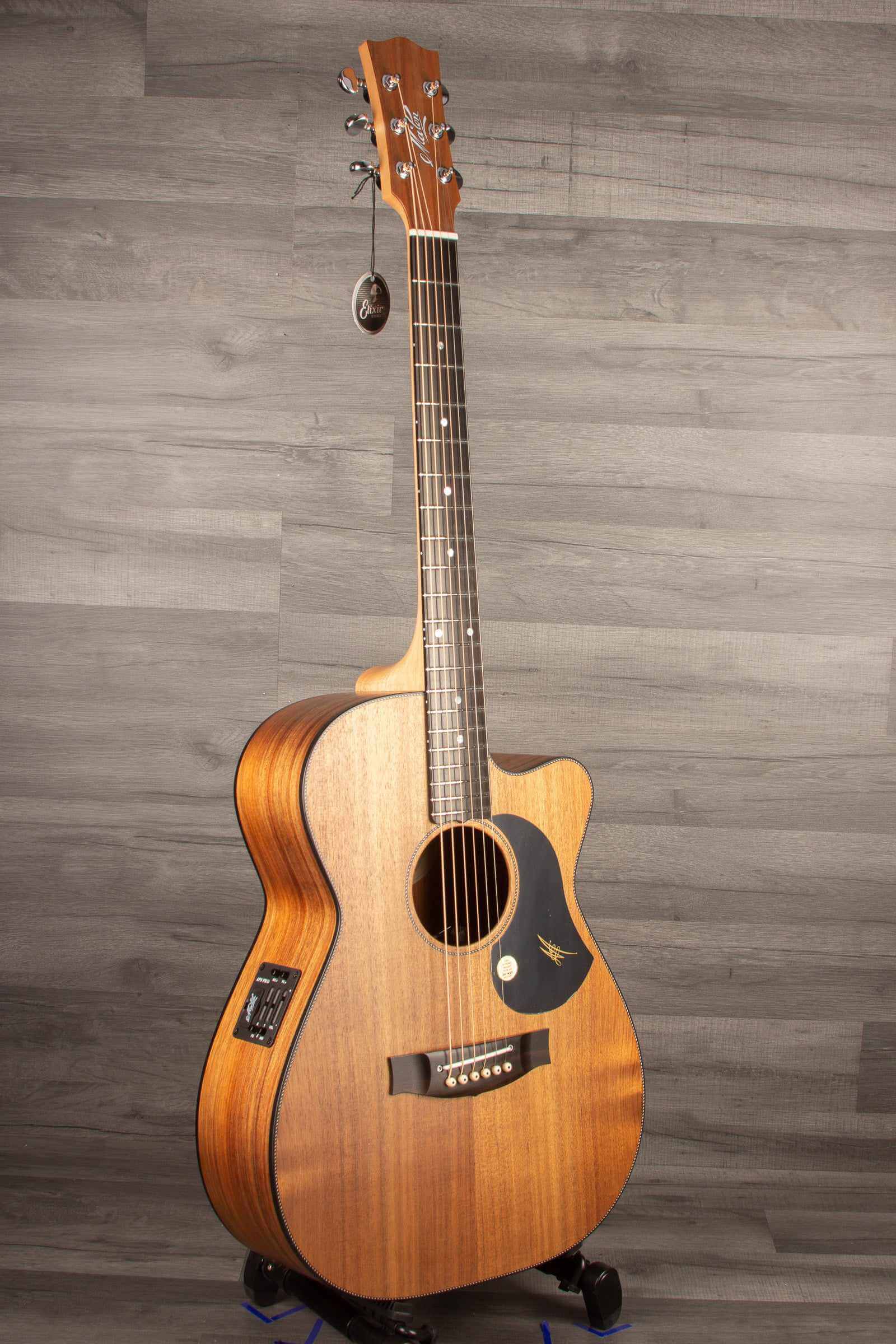 Maton EBW808C Blackwood - MusicStreet