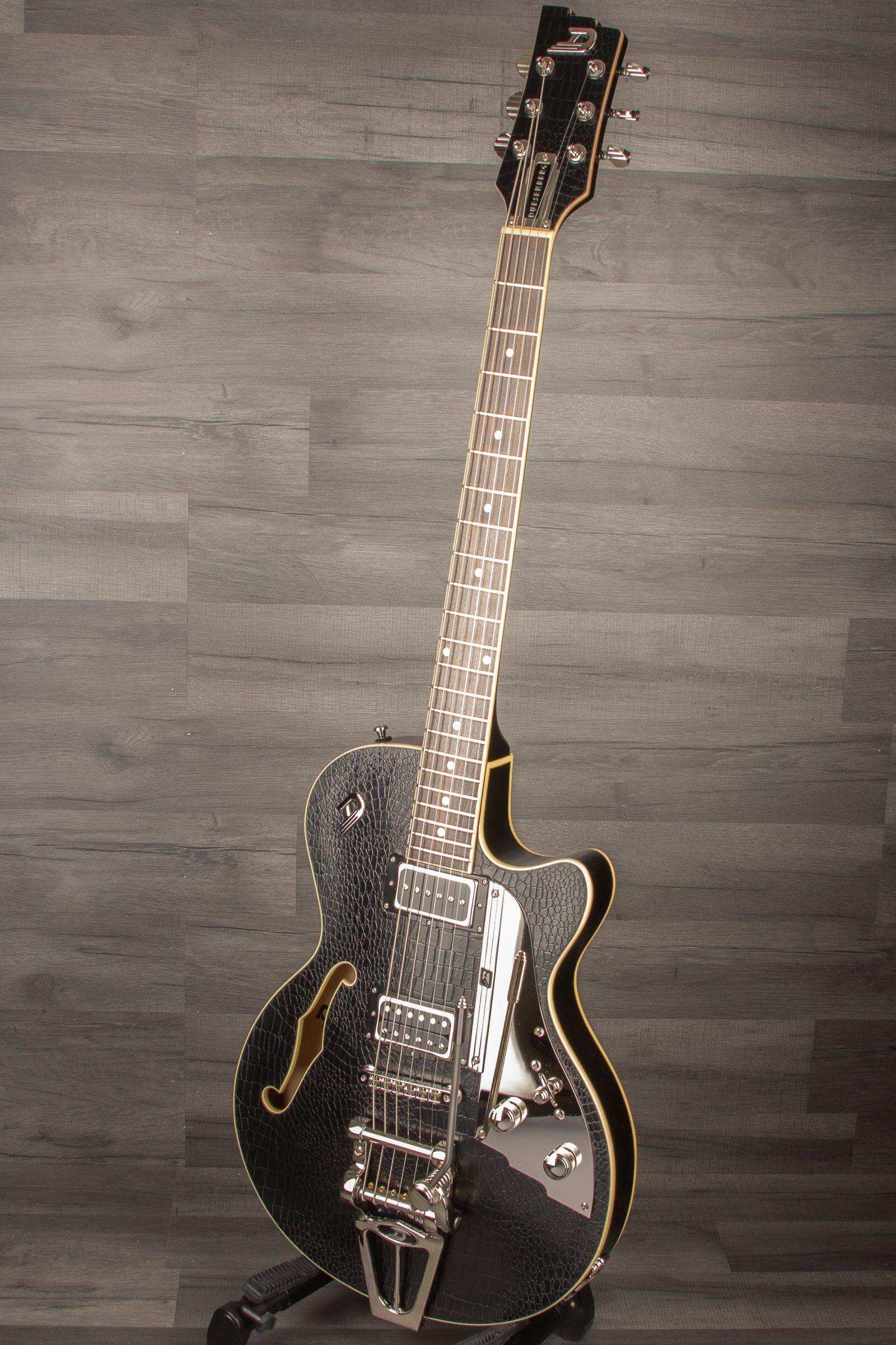 Duesenberg Starplayer TV Outlaw With Hard Case