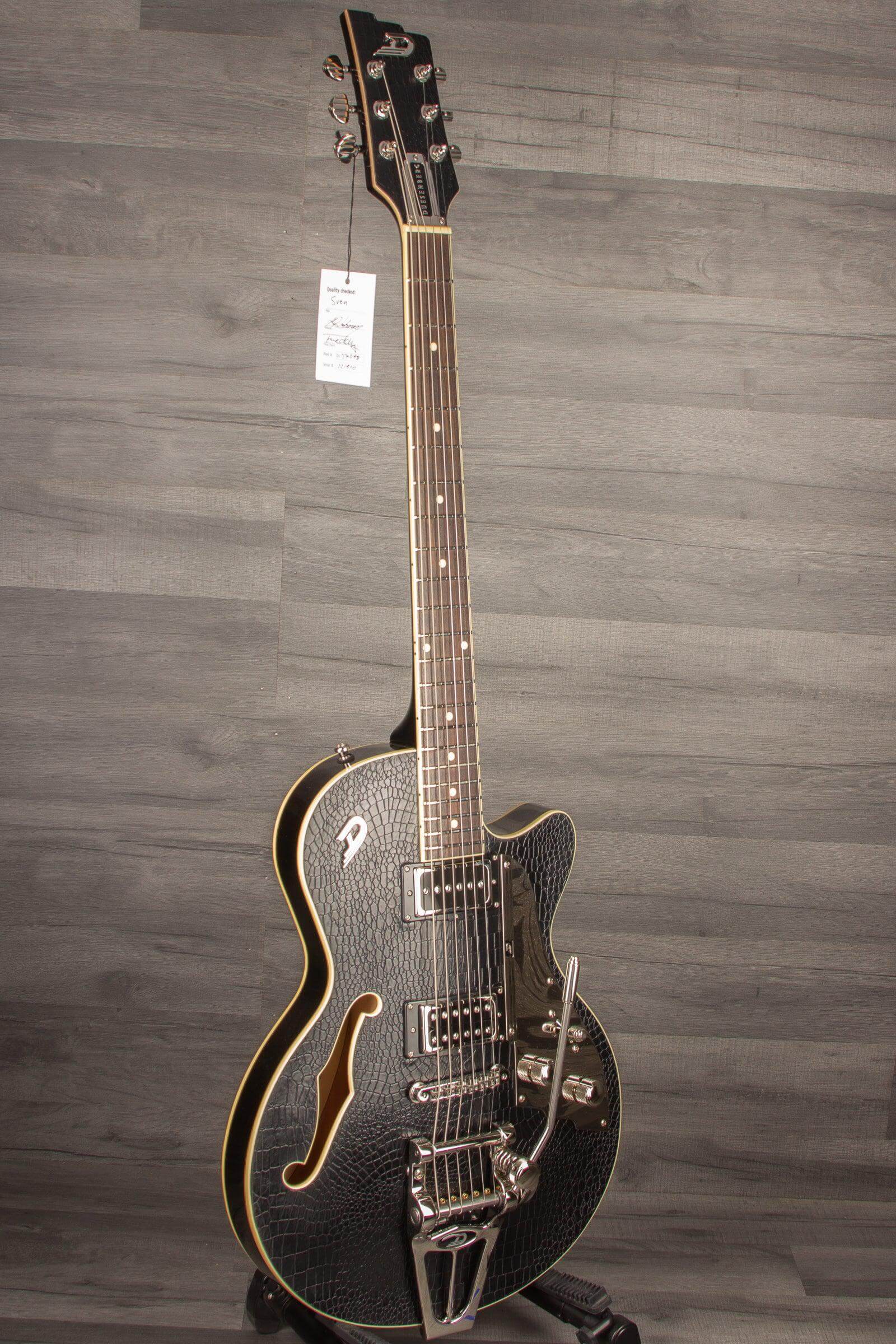 Duesenberg Starplayer TV Outlaw With Hard Case