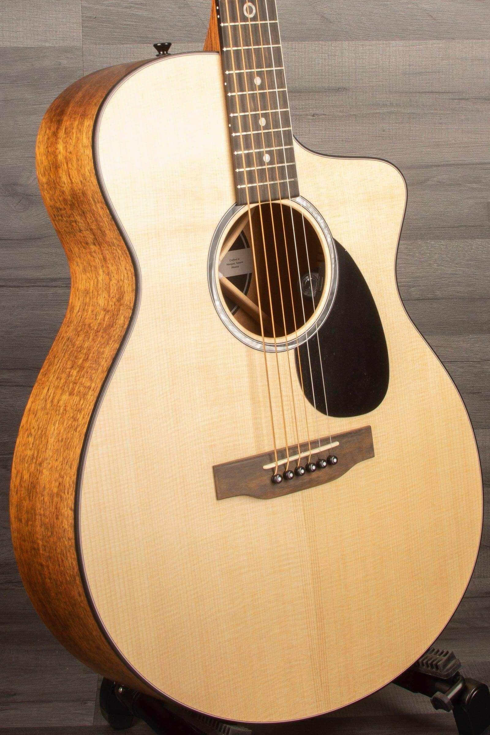Martin SC10E - Acoustic guitar