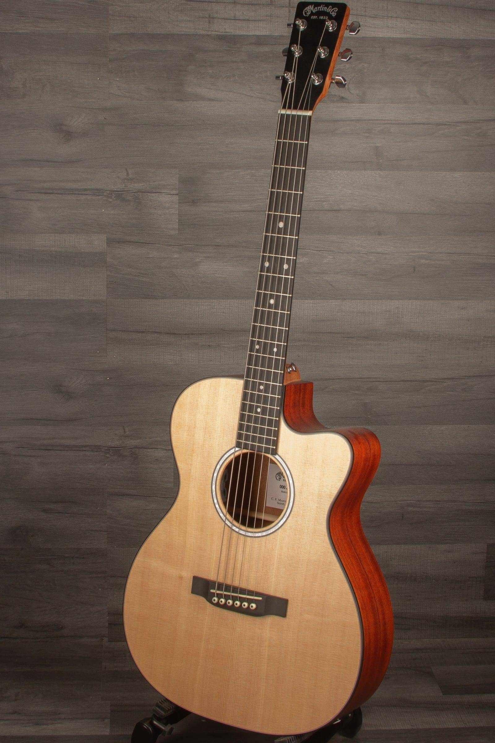 Martin - 000CJr 10E Acoustic guitar