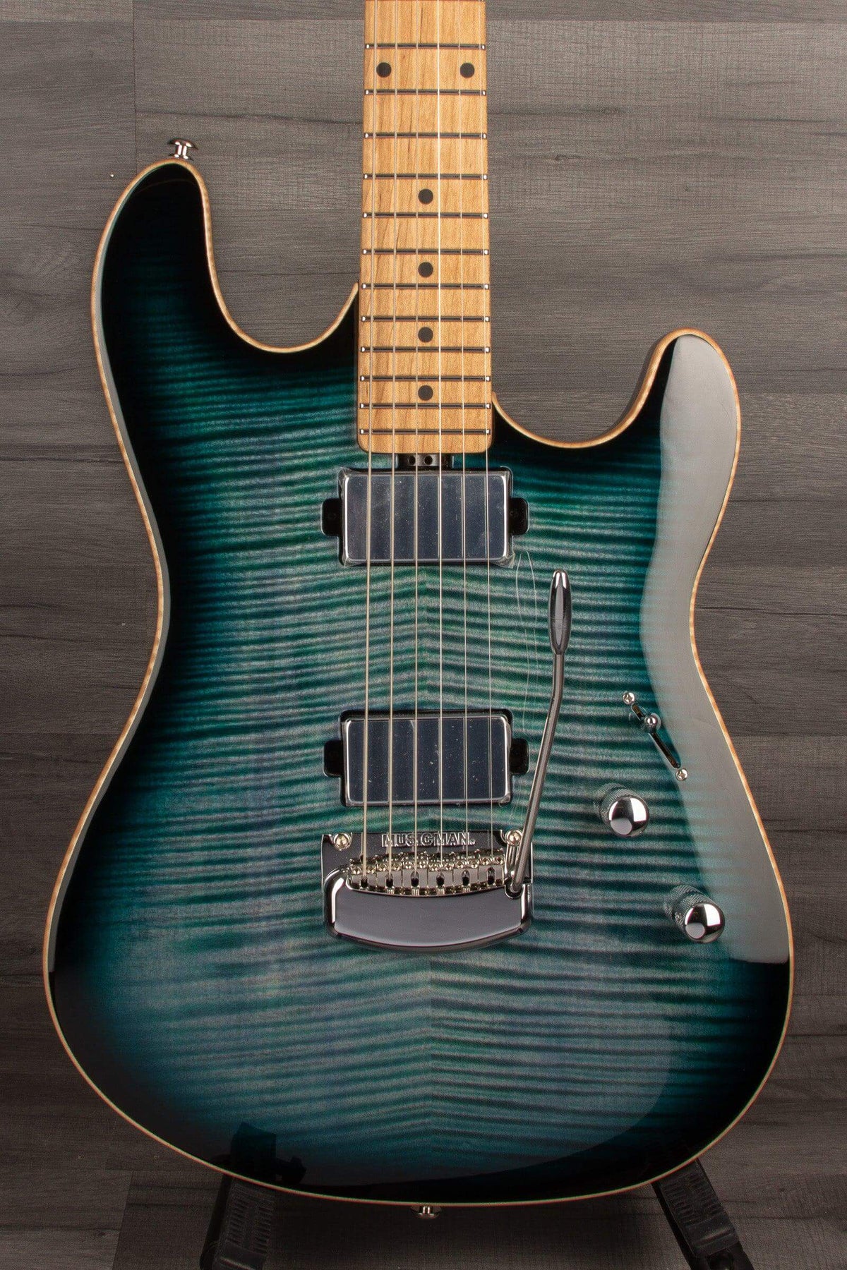 MusicMan Sabre - Yucatan Blue
