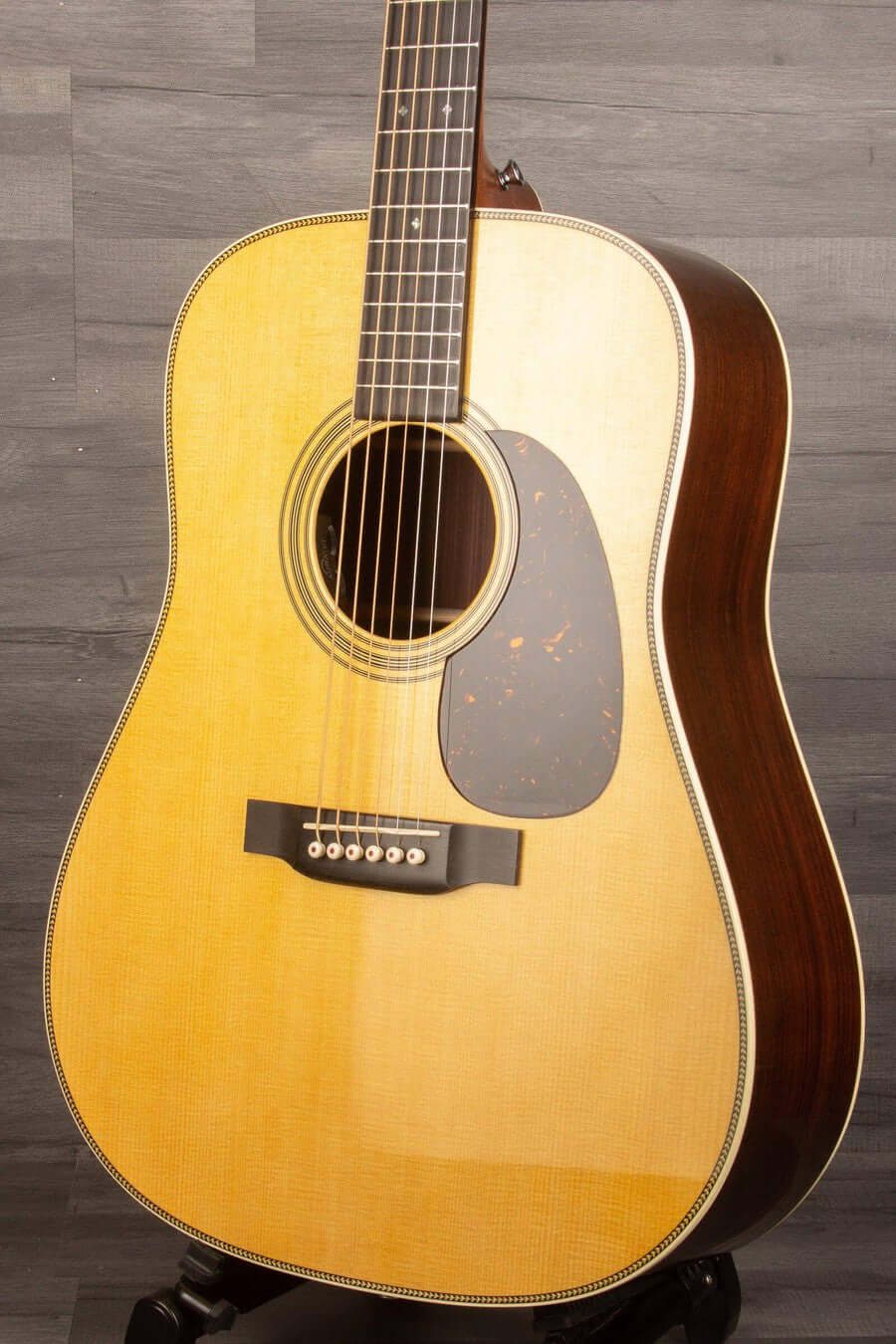 Martin HD-28E Fishman Aura VT Enhanced - Acoustic Guitar