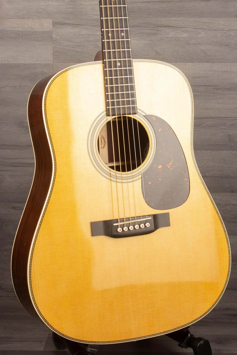 Martin HD-28E Fishman Aura VT Enhanced - Acoustic Guitar