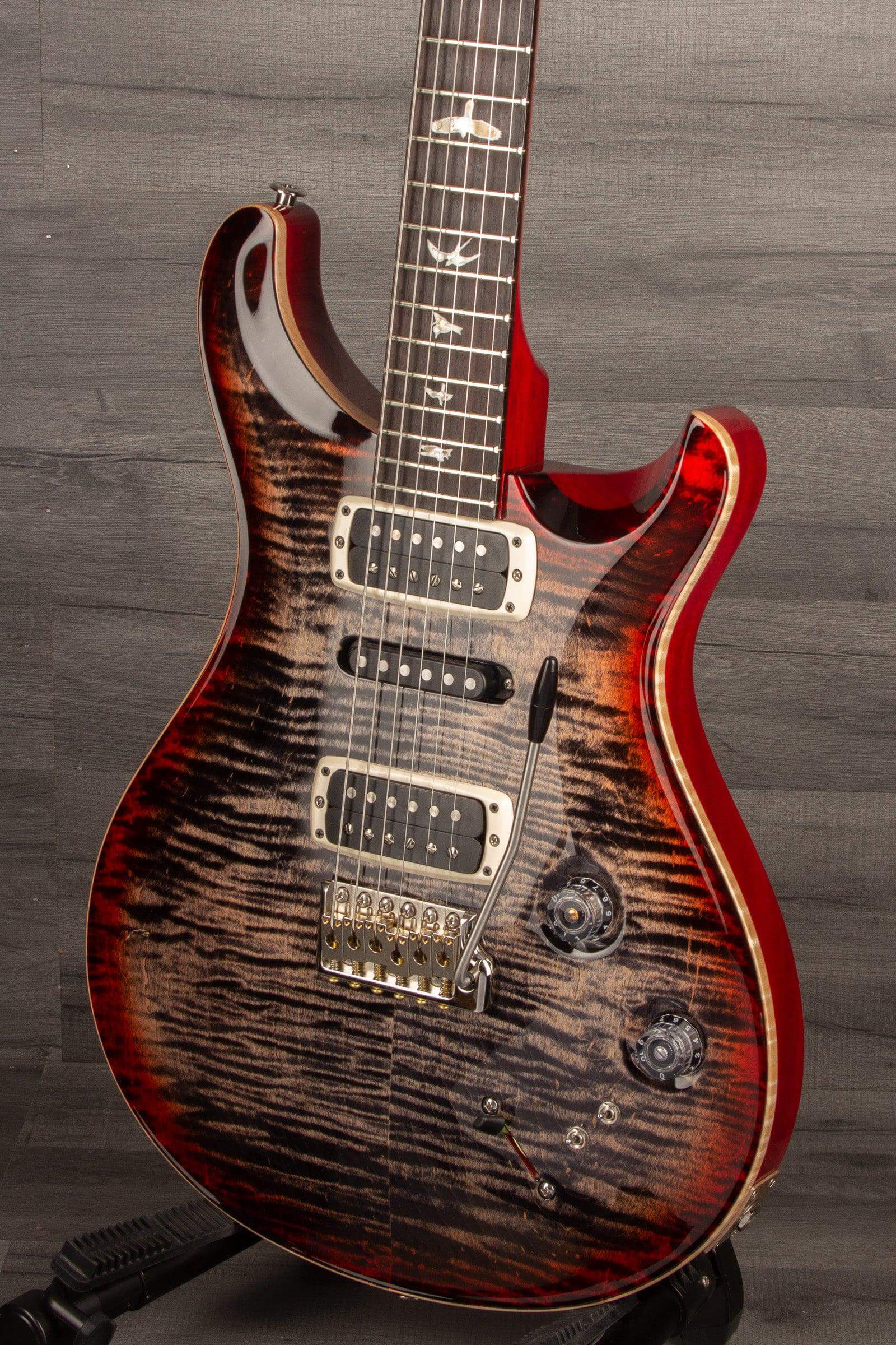 PRS Modern Eagle V - Charcoal Cherry Burst - MusicStreet