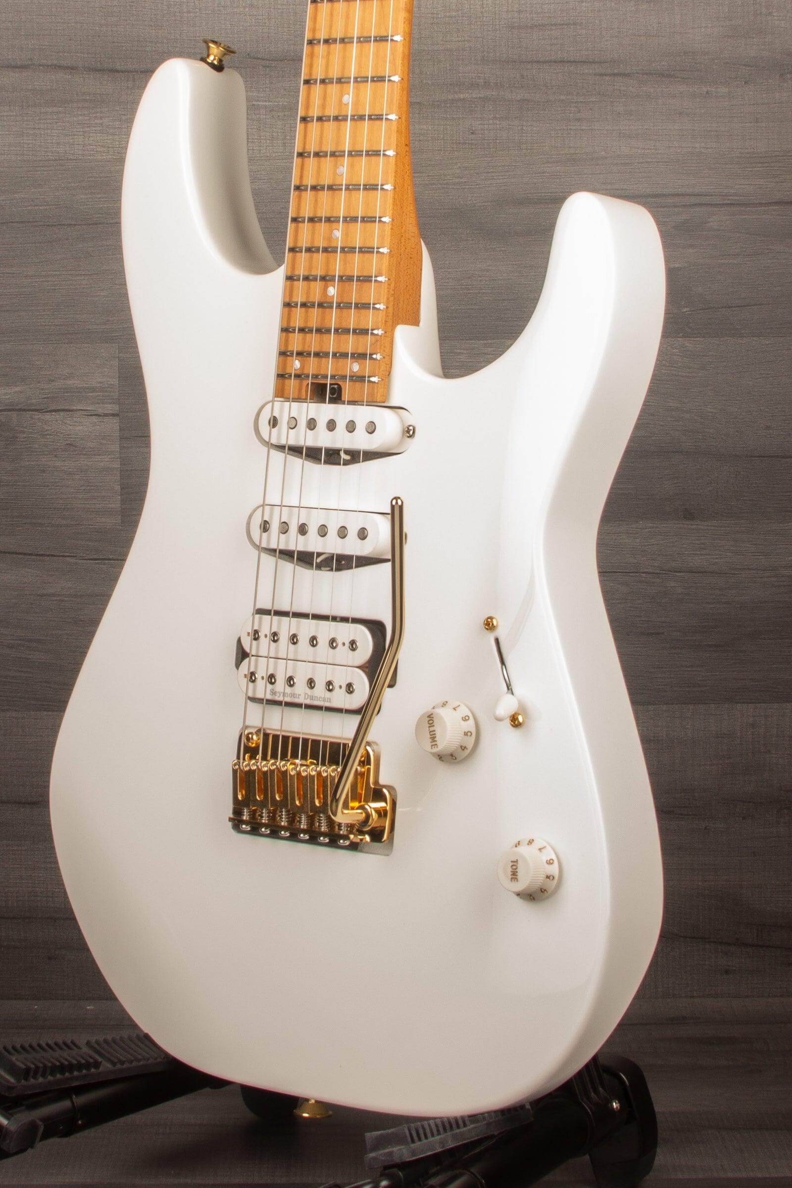 Charvel - Pro-Mod DK24 HSS 2PT CM, Caramelized Maple Fingerboard, Snow White