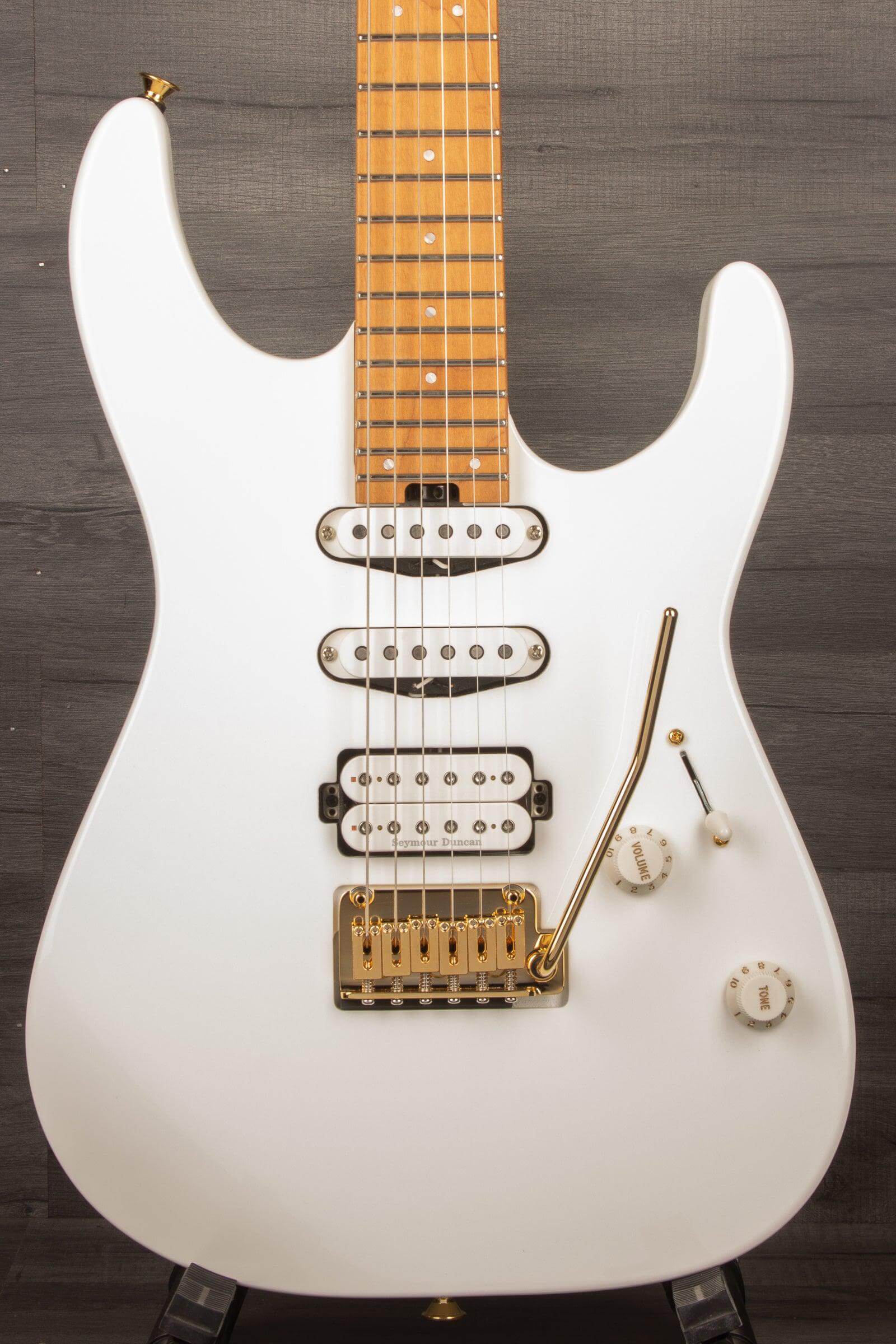 Charvel - Pro-Mod DK24 HSS 2PT CM, Caramelized Maple Fingerboard, Snow White