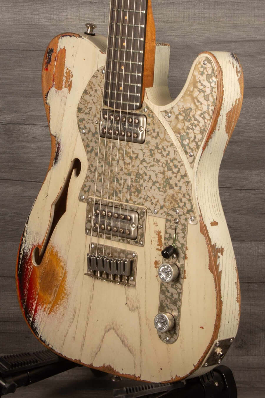 Paoletti Lounge Series Nancy Electric Guitar, Heavy Relic White over Sunburst s#202823