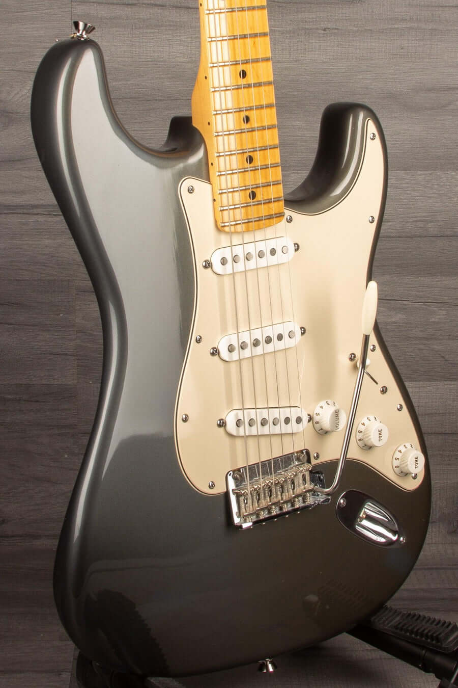 USED - Fender 2009 American Standard Stratocaster - Pewter - MusicStreet