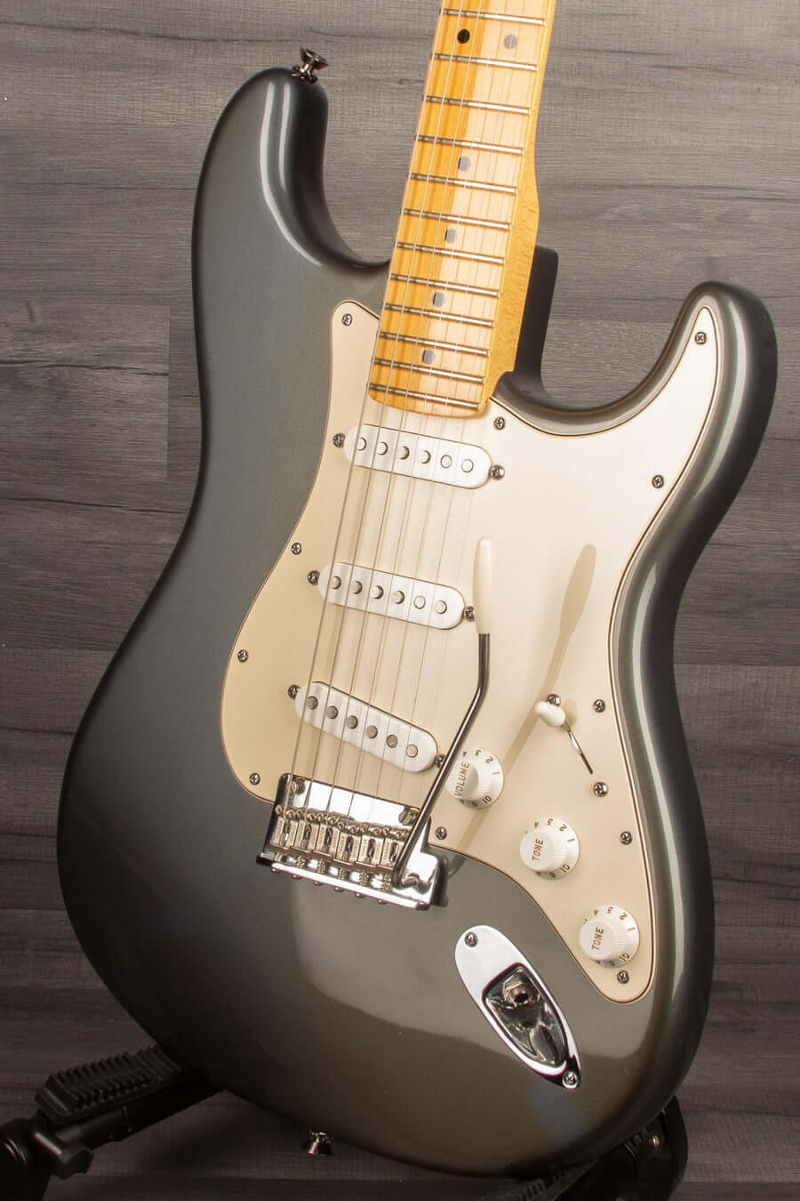 USED - Fender 2009 American Standard Stratocaster - Pewter - MusicStreet