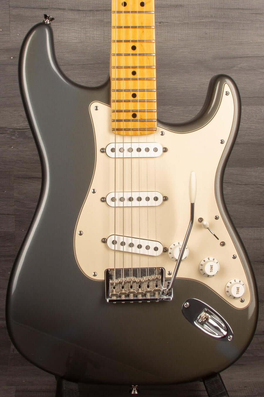 USED - Fender 2009 American Standard Stratocaster - Pewter - MusicStreet