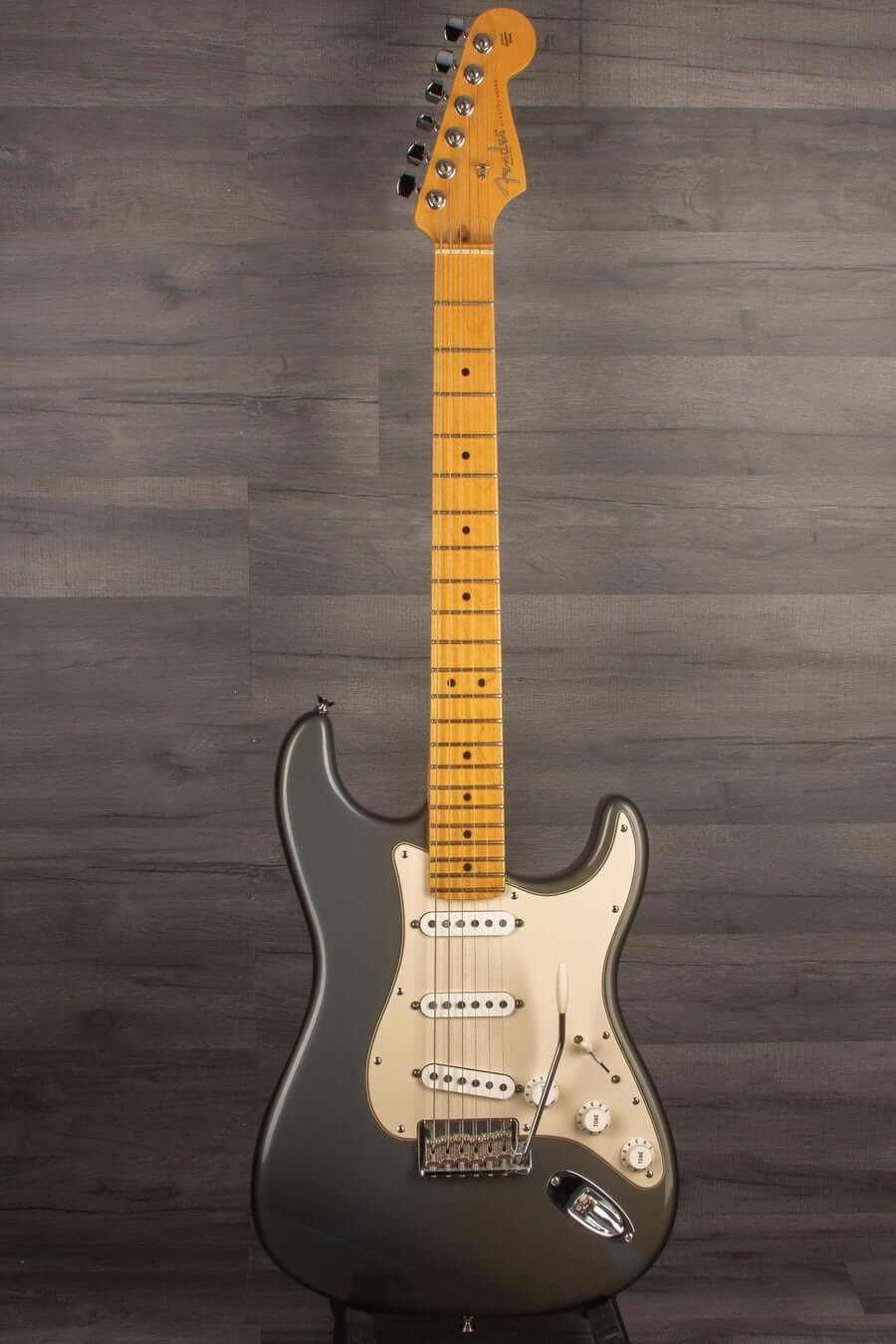 USED - Fender 2009 American Standard Stratocaster - Pewter