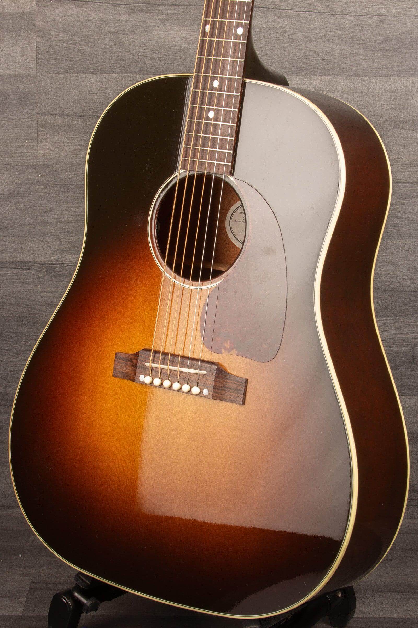 USED - Gibson J45 2012 Sunburst - MusicStreet