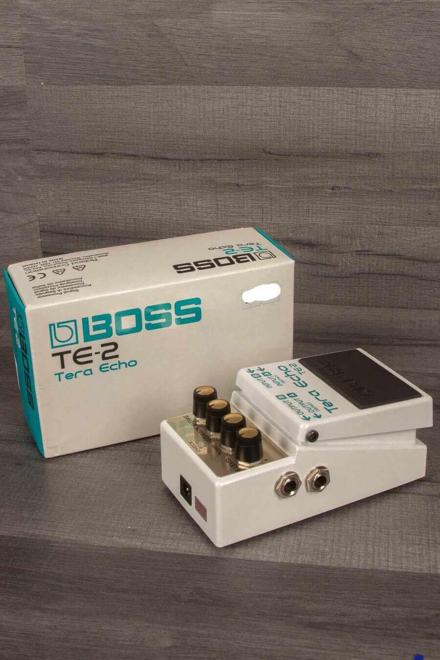 Boss TE-2