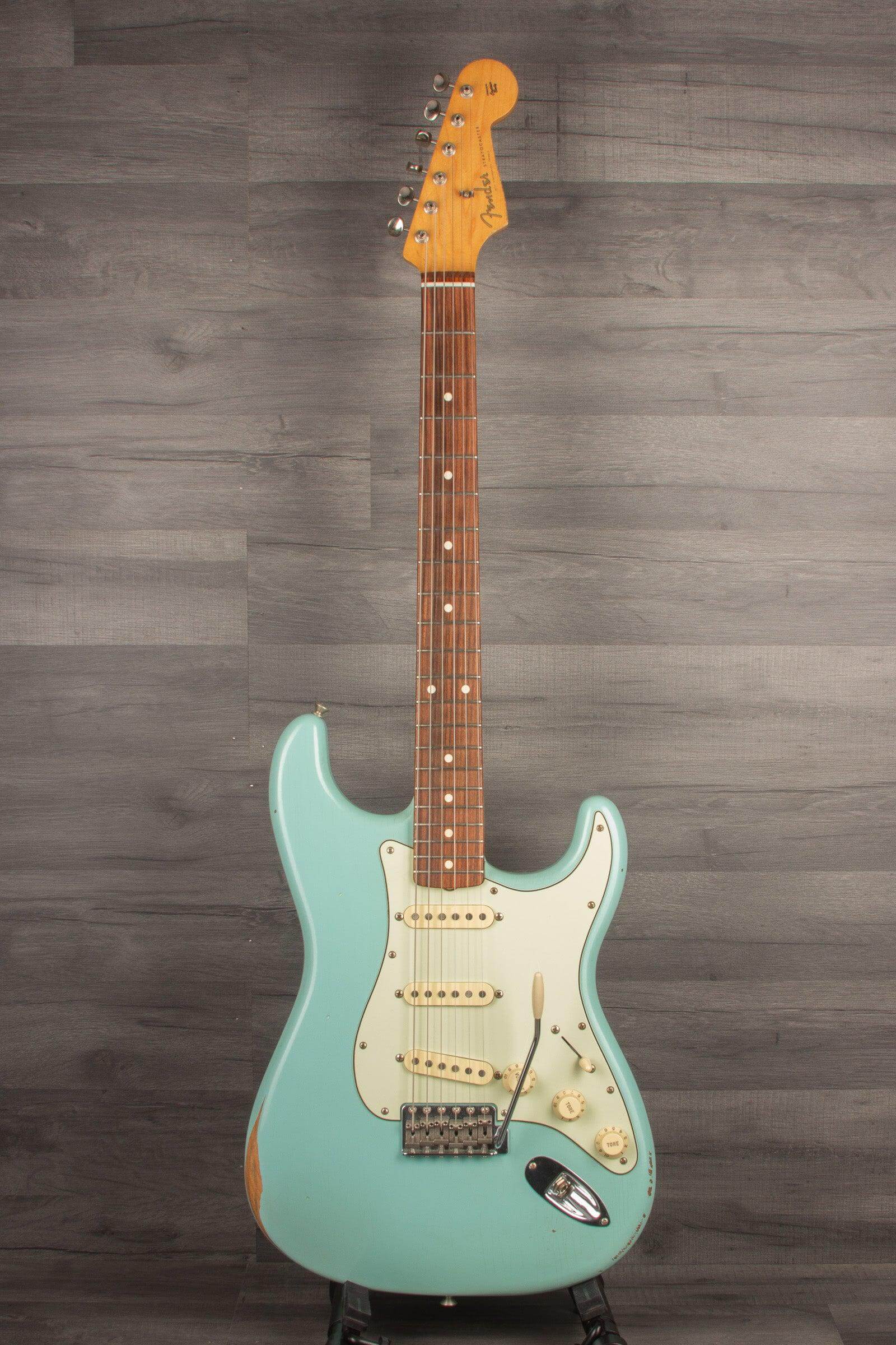 USED - Fender Limited edition Road Worn '60s Stratocaster Daphne Blue
