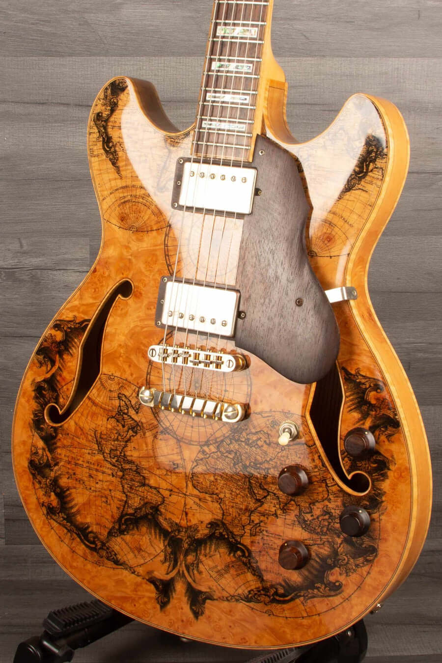 Ibanez A103BM Exotic Explorer Map Design, Limited edition including hard case