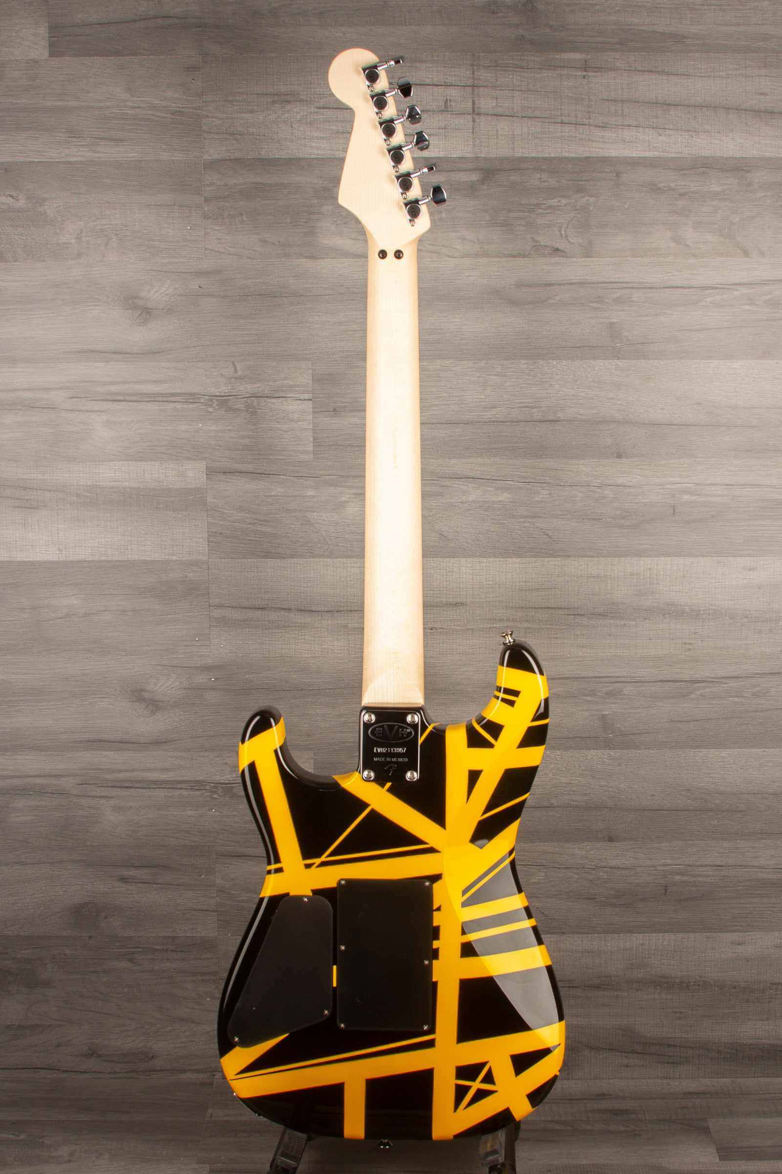 USED - EVH Striped Series, Black with yellow Stripes (inc EVH hard case)