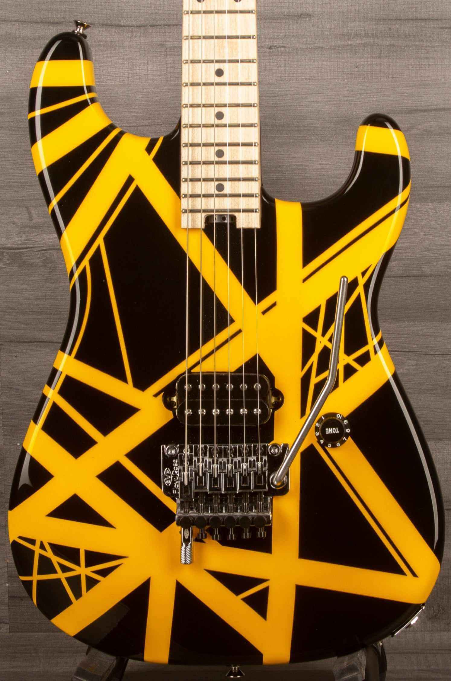 USED - EVH Striped Series, Black with yellow Stripes (inc EVH hard case) - MusicStreet