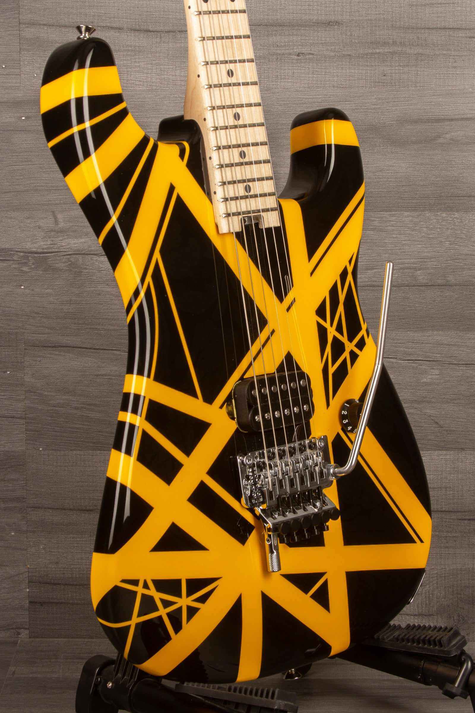 USED - EVH Striped Series, Black with yellow Stripes (inc EVH hard case) - MusicStreet