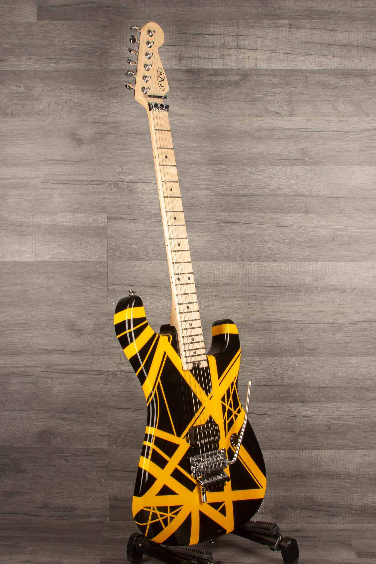 USED - EVH Striped Series, Black with yellow Stripes (inc EVH hard case) - MusicStreet