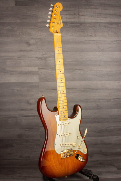 USED - Fender 75th Anniversary Commemorative Stratocaster 2-Colour Bourbon Burst