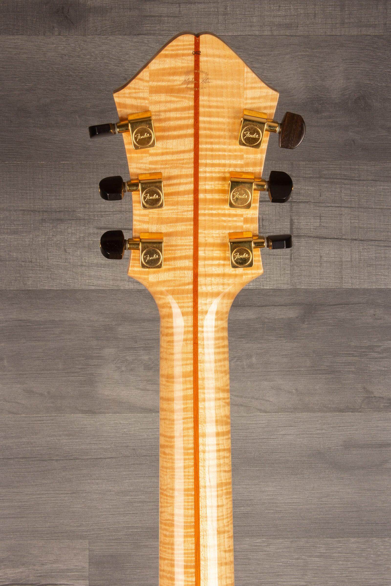USED - Fender USA Custom Shop D'Aquisto Ultra by Stephen Stern 2001 Natural