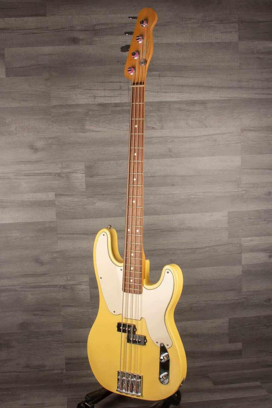 USED - Fender Mike Dirnt Artist Series Signature Precision Bass Guitar - Blonde - 2004