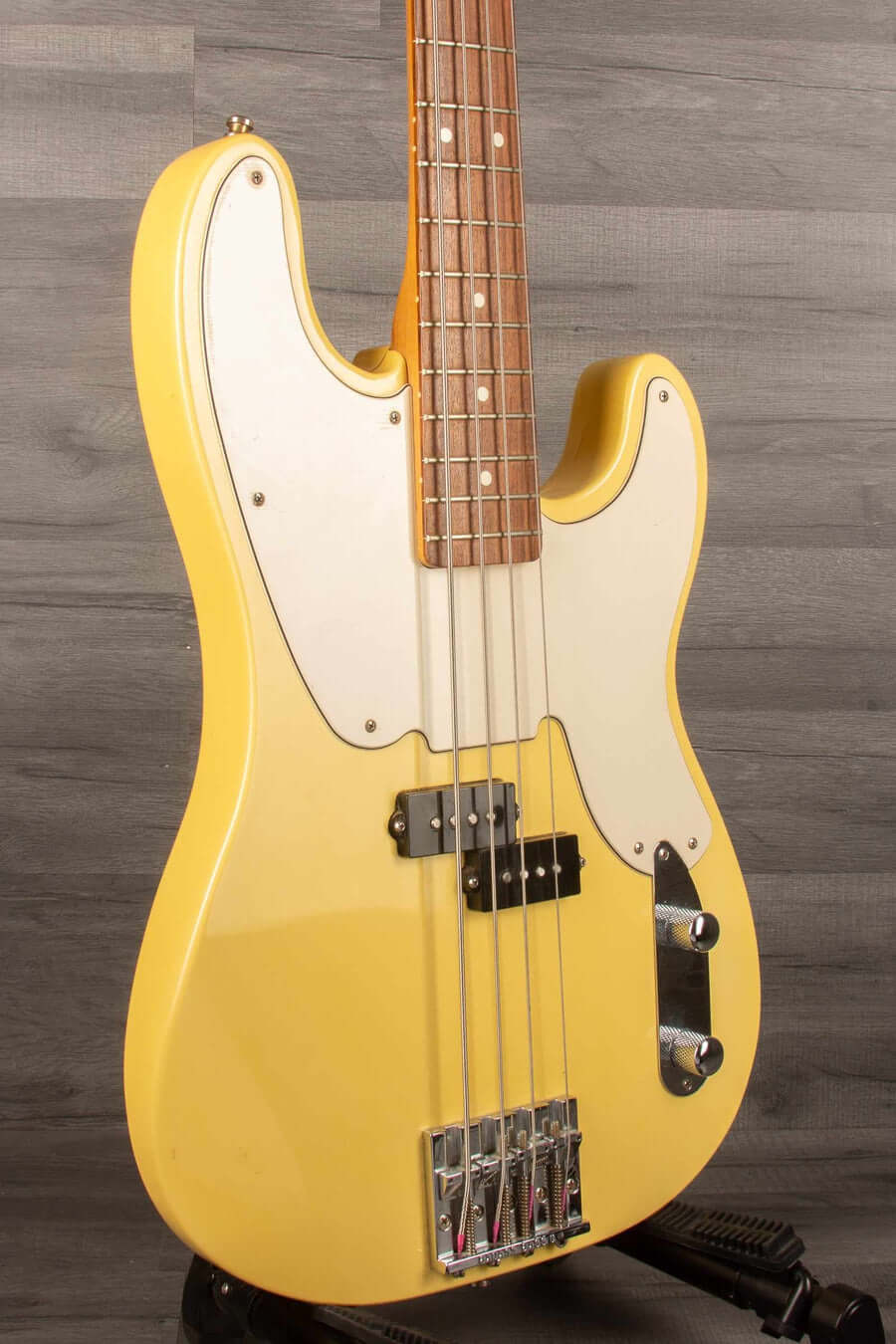 USED - Fender Mike Dirnt Artist Series Signature Precision Bass Guitar - Blonde - 2004